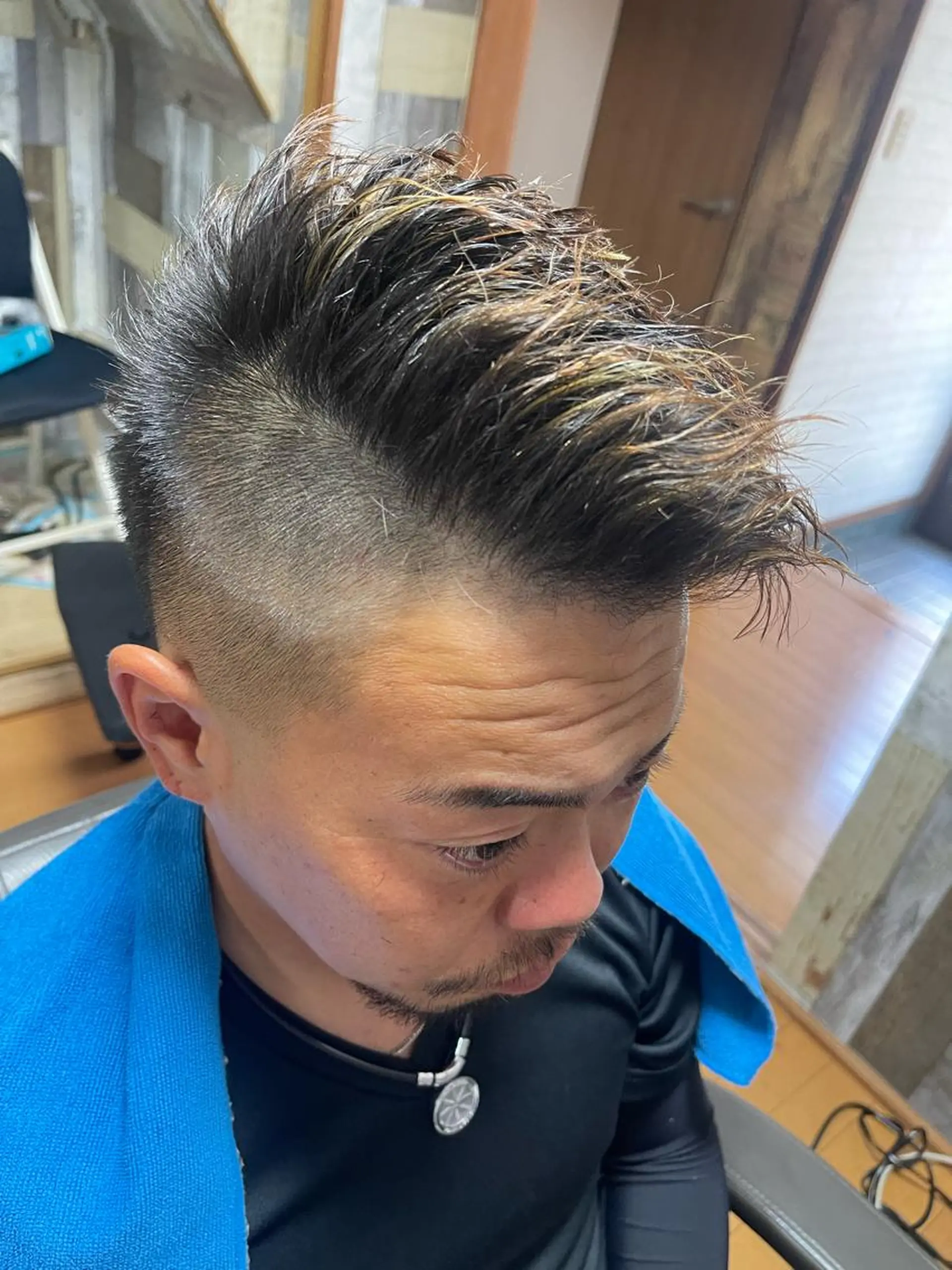 カラー メンズ メンズハイライト ハイライトカラー カット ヘアカラー spaski所属・メンズ特化型/永井 友貴のヘアスタイル