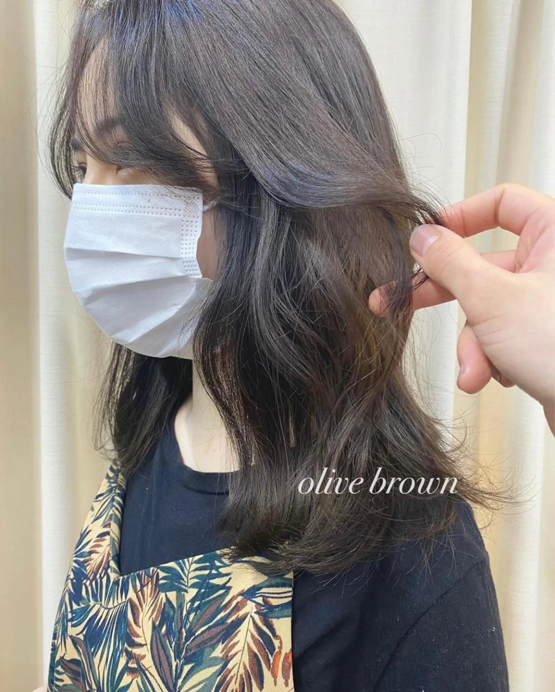 セミロング カラー ブラウンカラー オリーブブラウン atelier SUNNYDAY所属・鈴木早記　insta →saki_03sのヘアスタイル