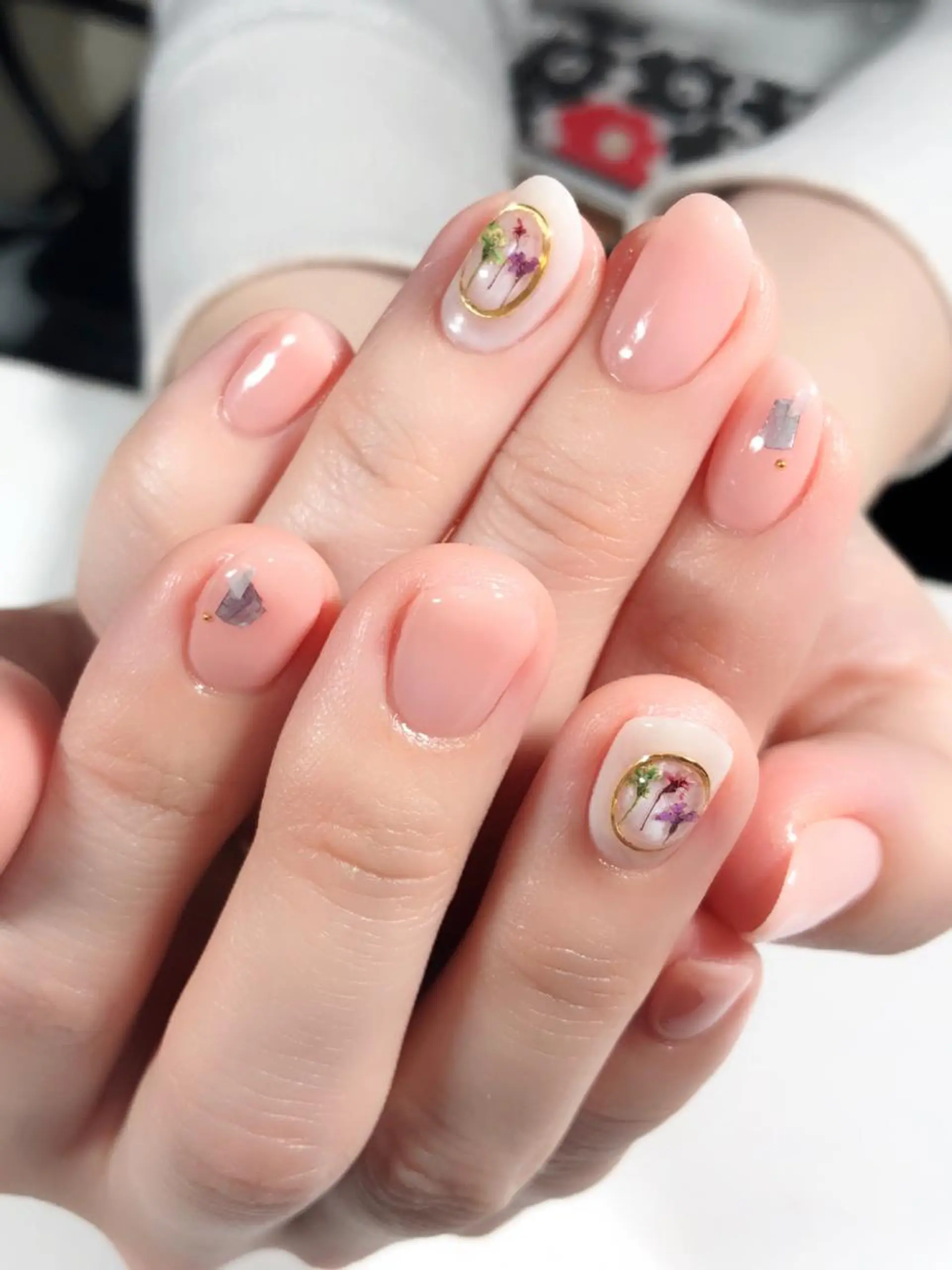 ネイル フラワーネイル atelier la vita所属・lavita. mimuraのネイルデザイン