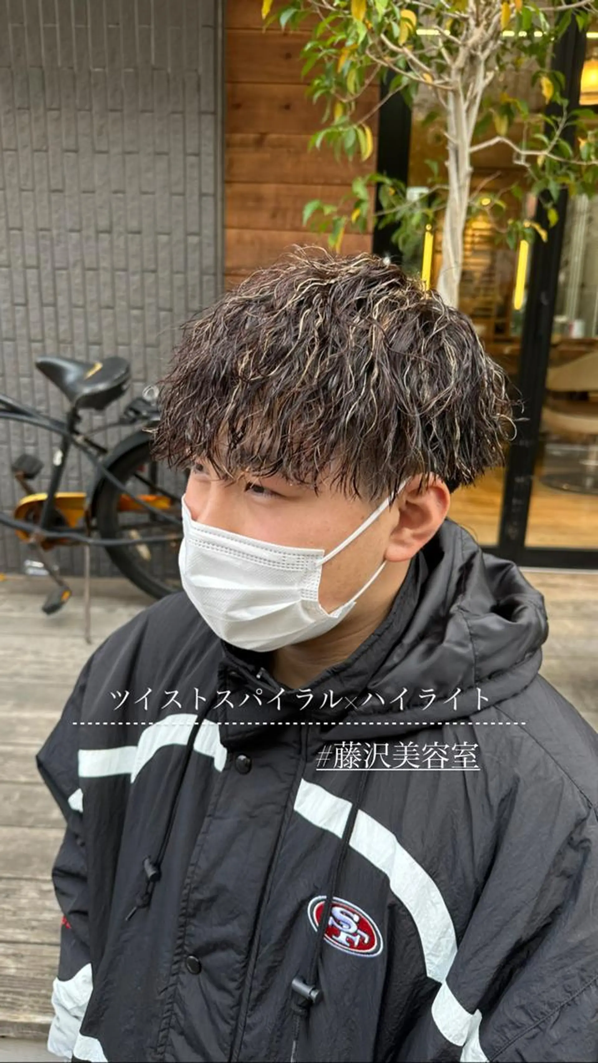 ショート パーマ メンズ メンズハイライト メンズパーマ ハイライト パーマ職人 渡邊　優雅のヘアスタイル