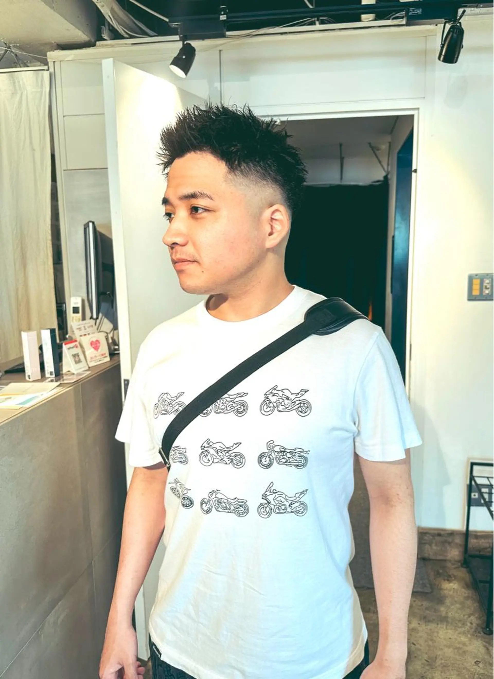 メンズ フェードカット メンズパーマ スキンフェード スパイキーショート メンズツイストパーマ カット ヘアカラー パーマ トリートメント 骨格補正施術/メンズ 専門美容師/YUYAのヘアスタイル