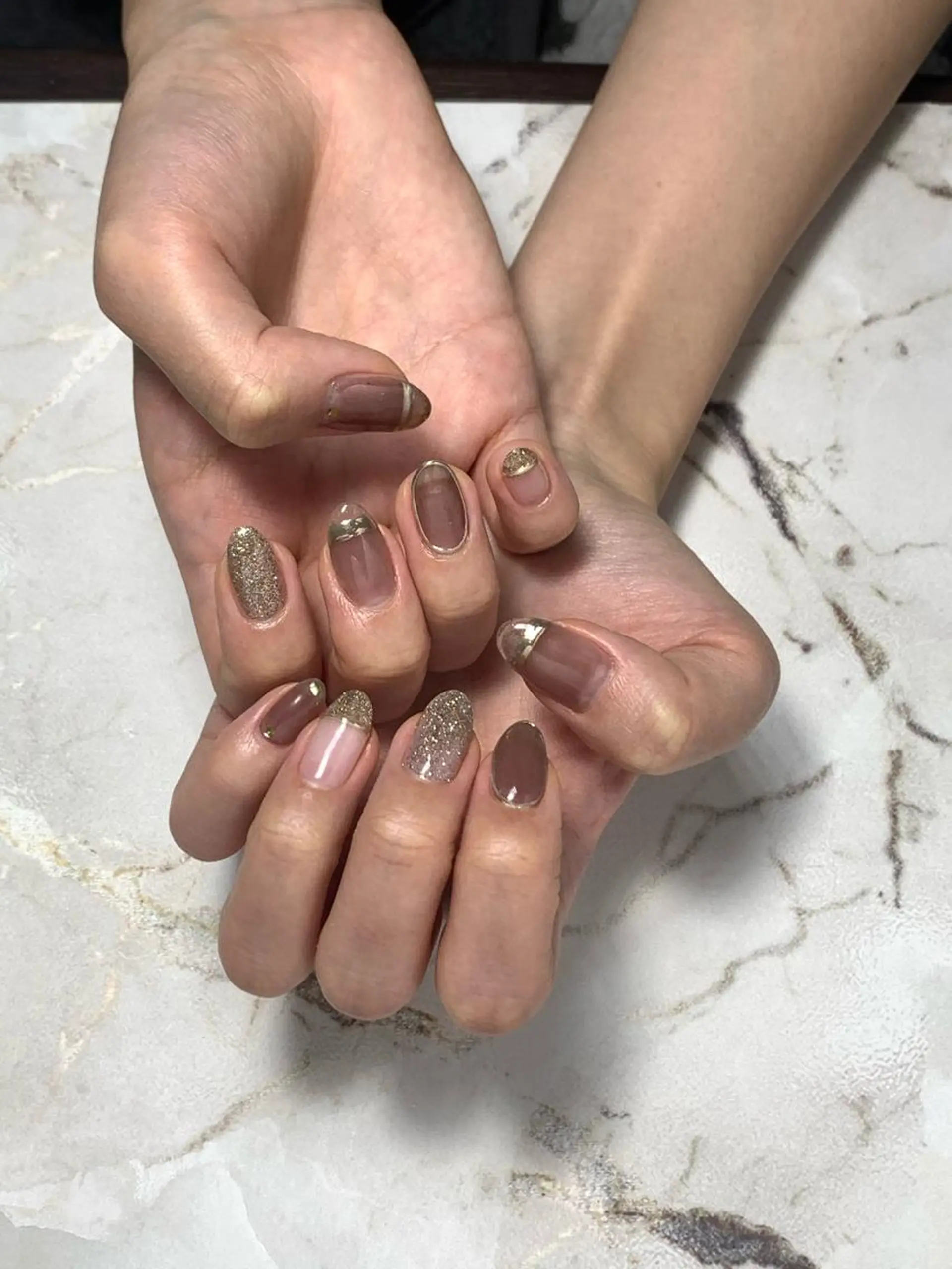 ネイル フラッシュネイル ラメ(グリッター) alma nailsのネイルデザイン