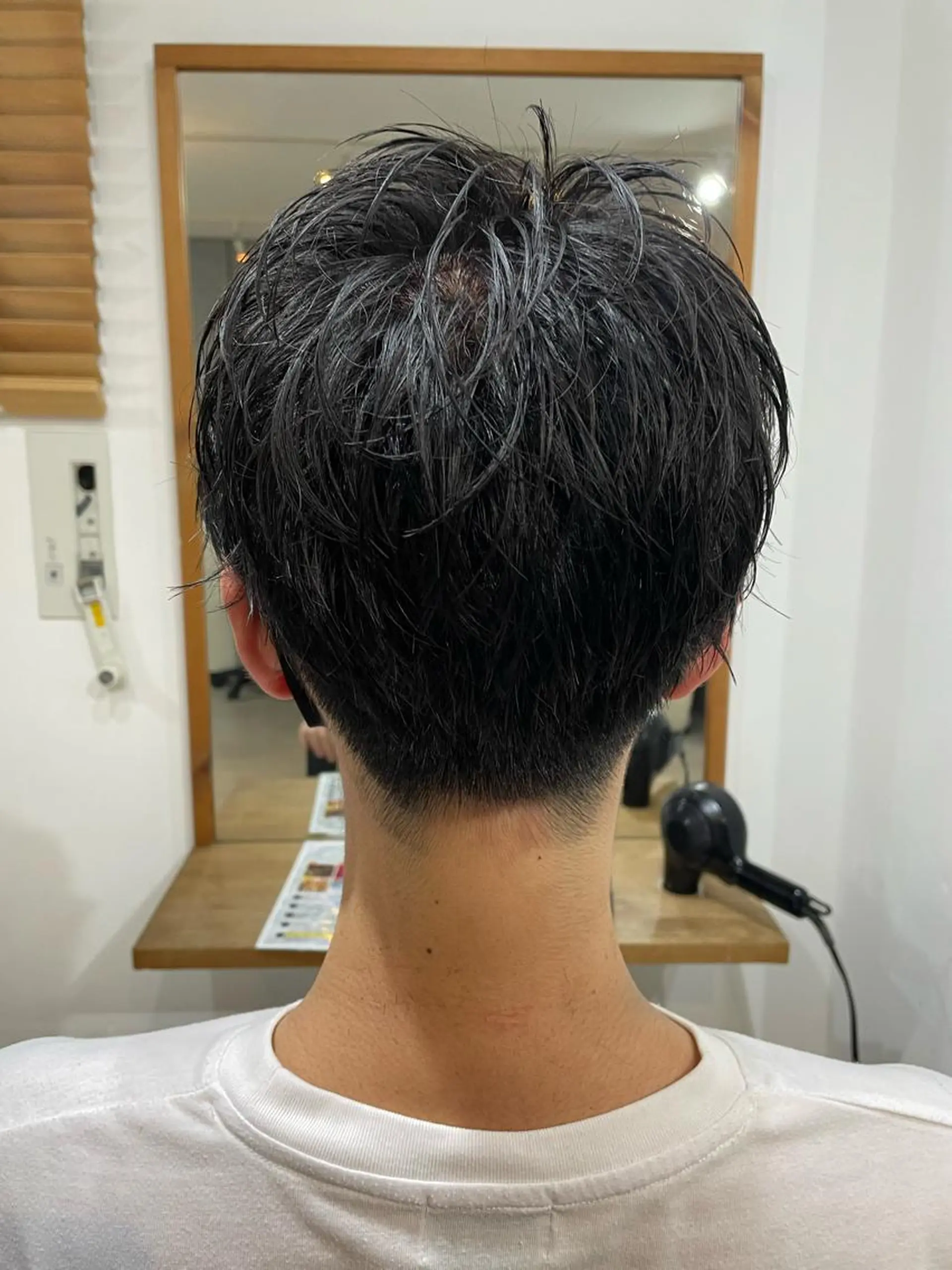 メンズ 🐬脱白髪染めカラー 清水大世🐬のヘアスタイル