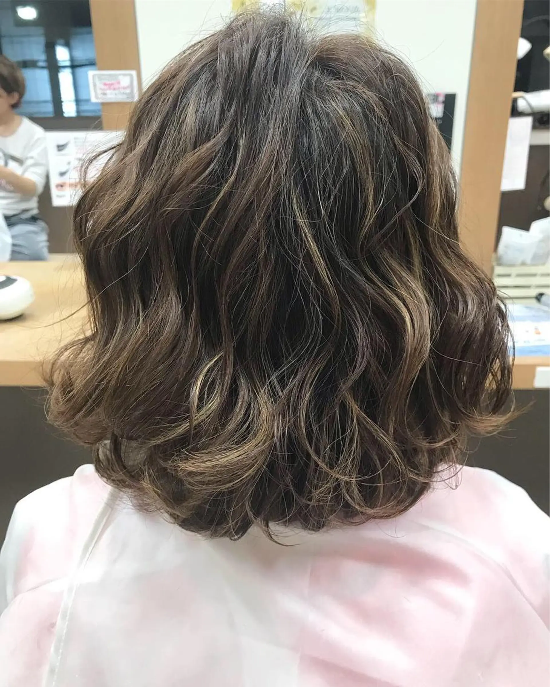 ミディアム カラー パーマ ヘアアレンジ メンズ キッズ ネイル マツエク・マツパ 子どものヘアアレンジ カット ヘアカラー トリートメント Lien 深井店のヘアスタイル