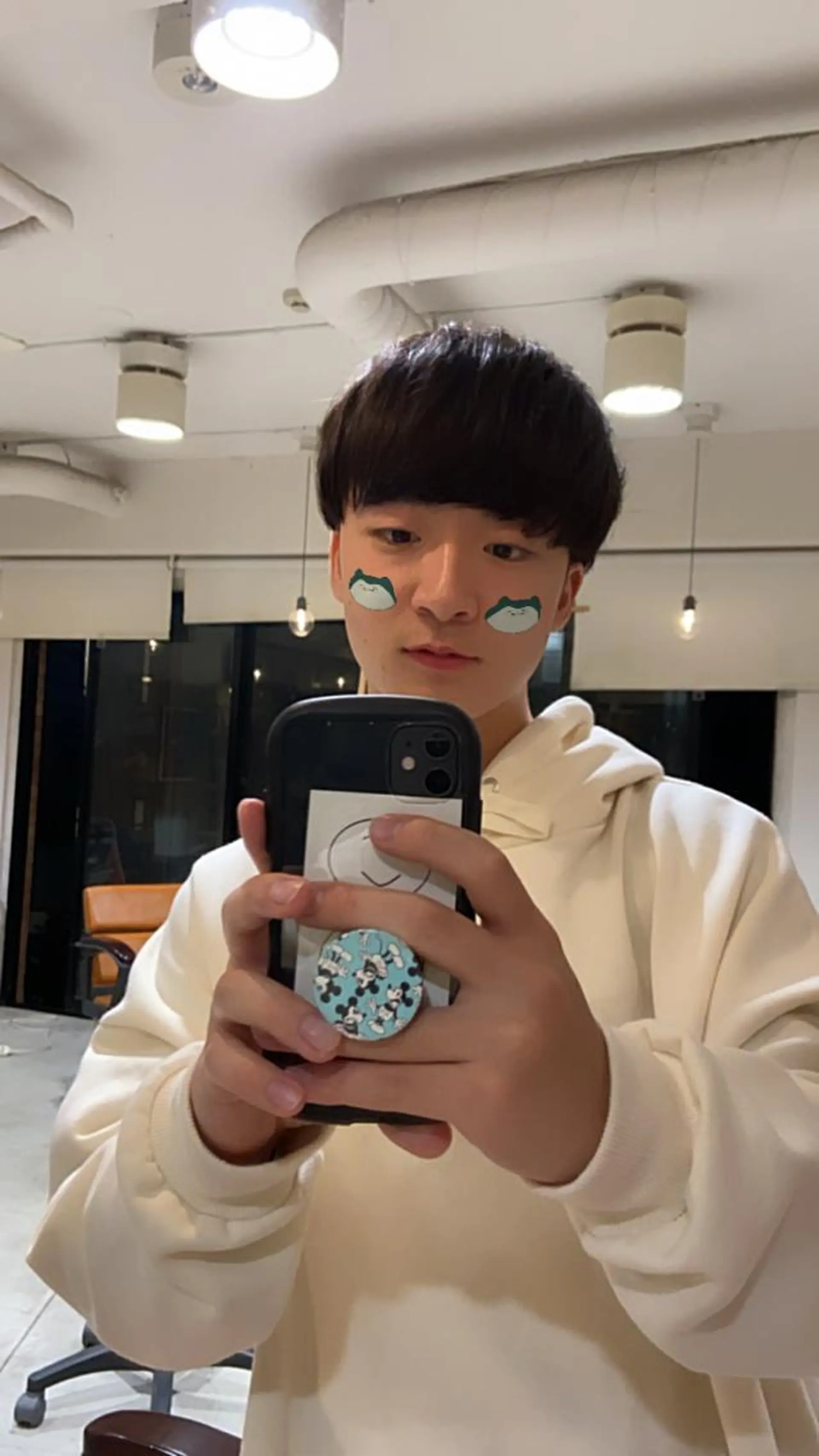 ショート カラー パーマ ヘアアレンジ メンズ マッシュ ショートヘア CHIC share salon所属・ちこ .のヘアスタイル