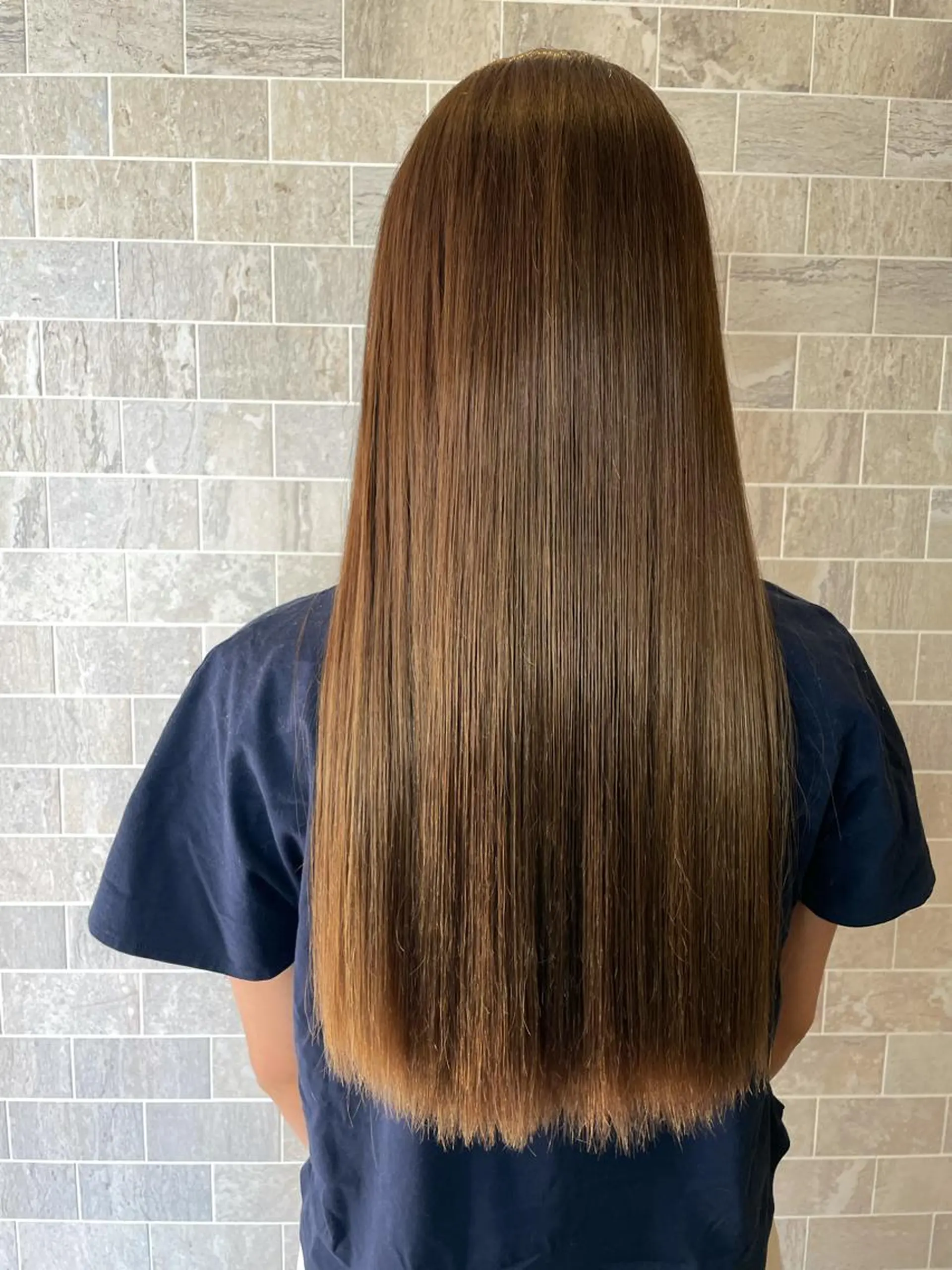 ロング 栗林 茉那のヘアスタイル