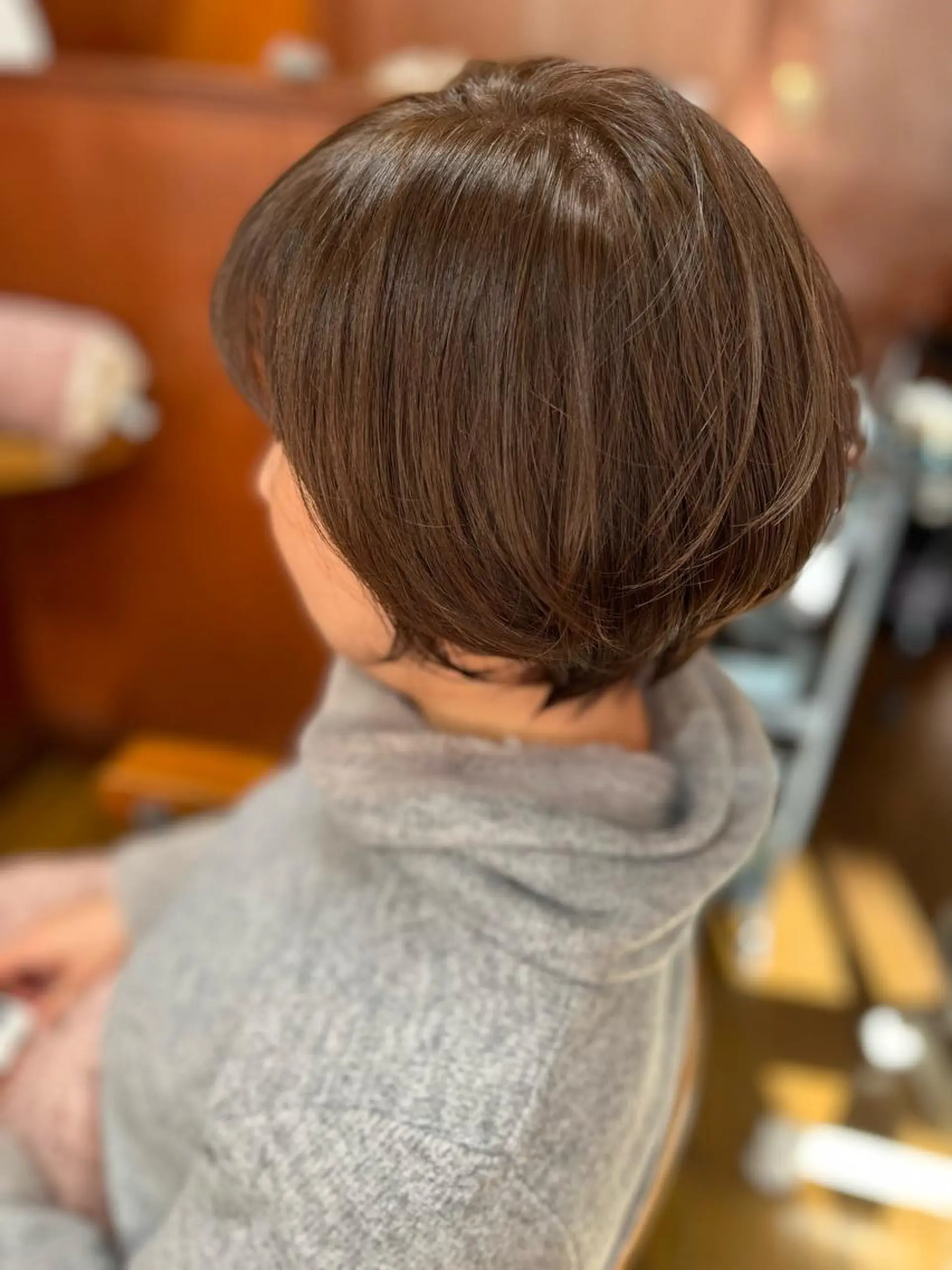 ショート カラー アッシュ ブラウンカラー ショートヘア カット hair＆make SENSE所属・伴 香織のヘアスタイル