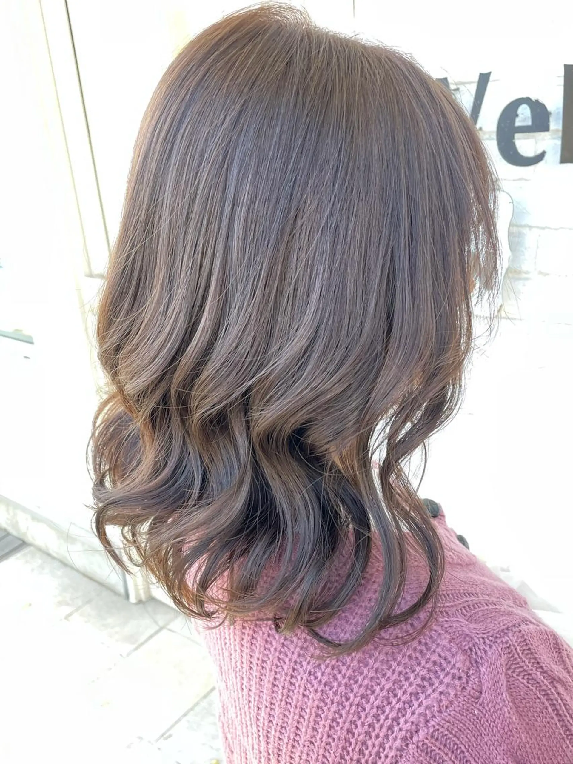 セミロング ヘアカラー トリートメント Well's TAIGAのヘアスタイル