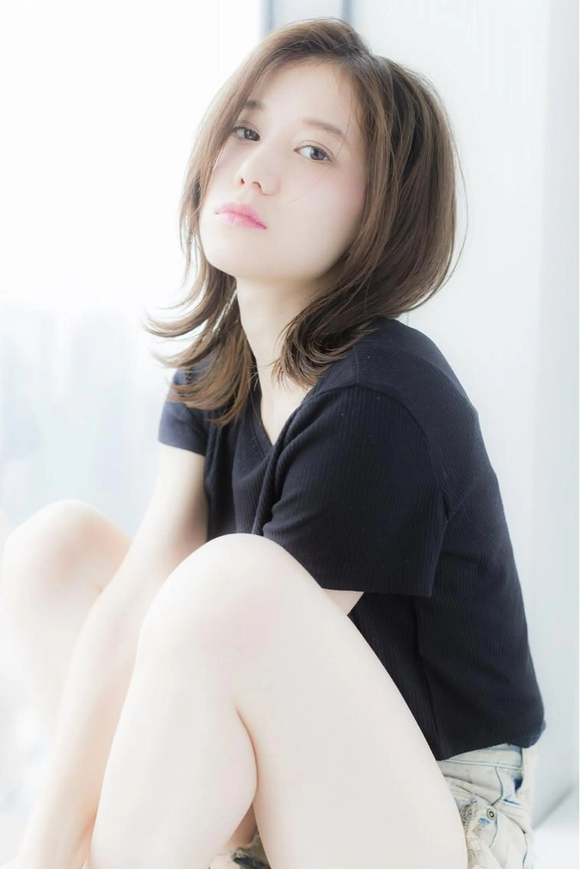 ミディアム セミロング 外ハネヘア トップスタイリスト 小澤純一のヘアスタイル