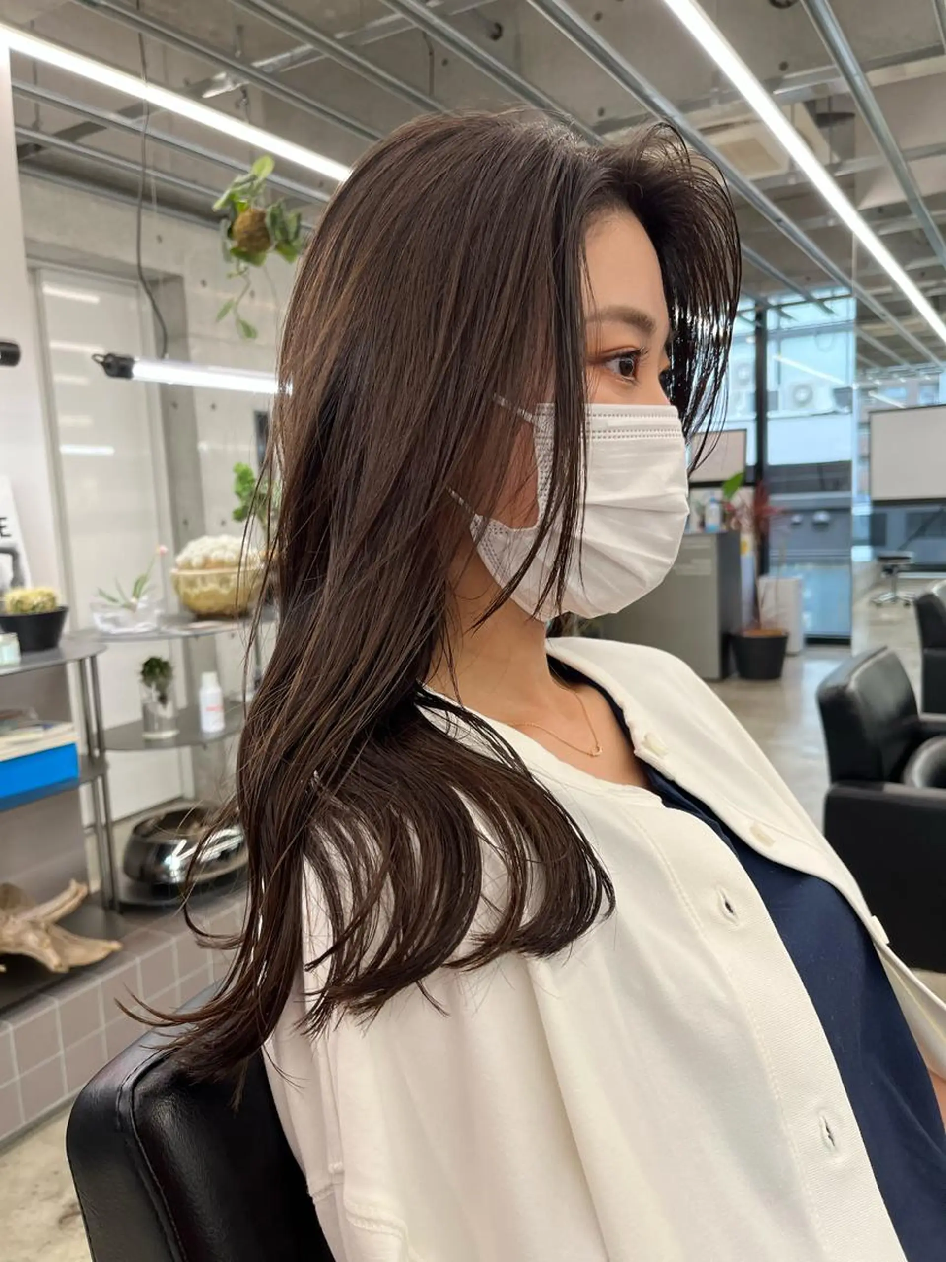 ロング カット ダブルカラー/ ケアブリーチ/クニトのヘアスタイル