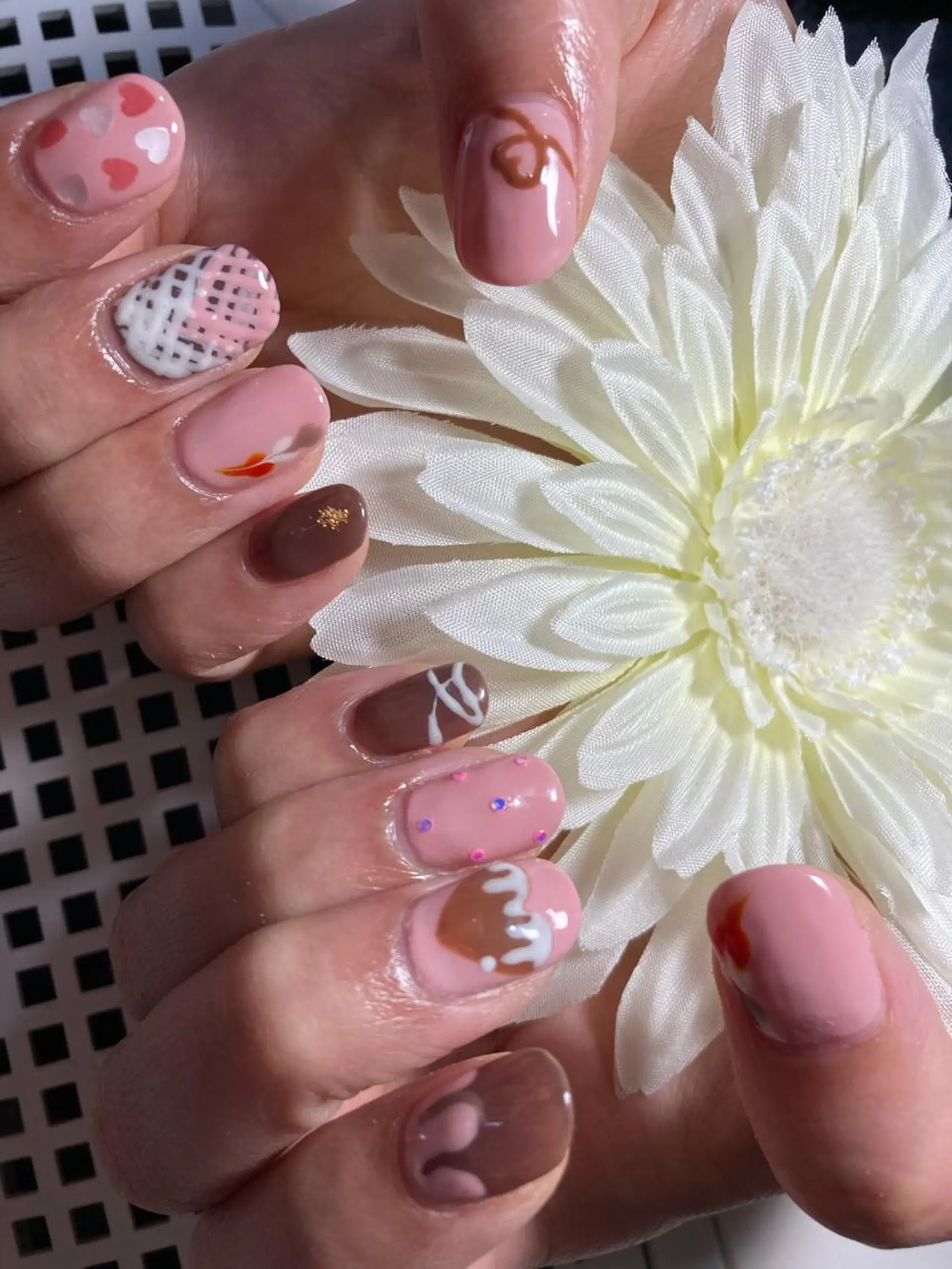 ショート ネイル ハンドネイル フットネイル ✴︎ Delightのネイルデザイン