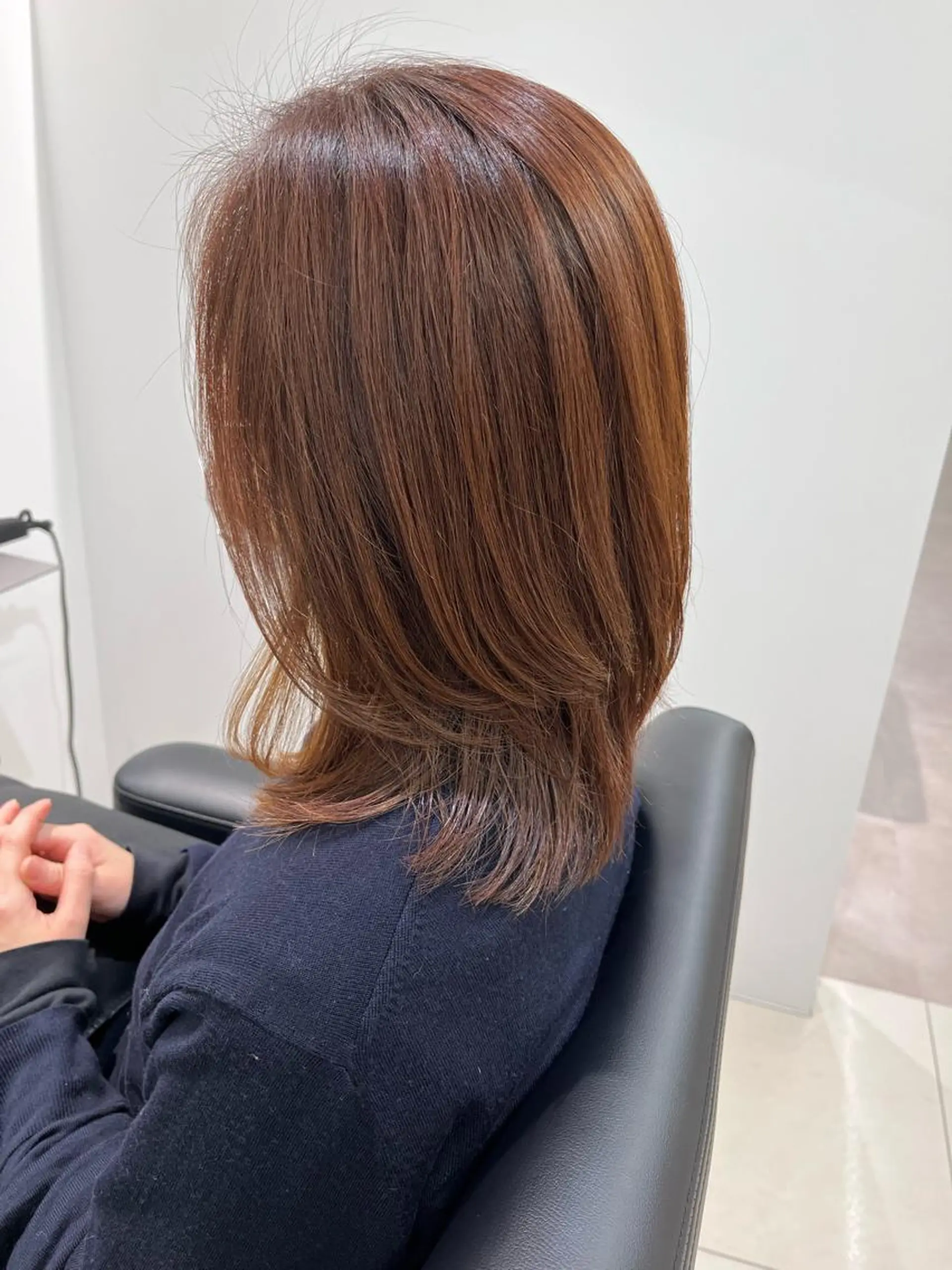 ミディアム 本井 宏明のヘアスタイル