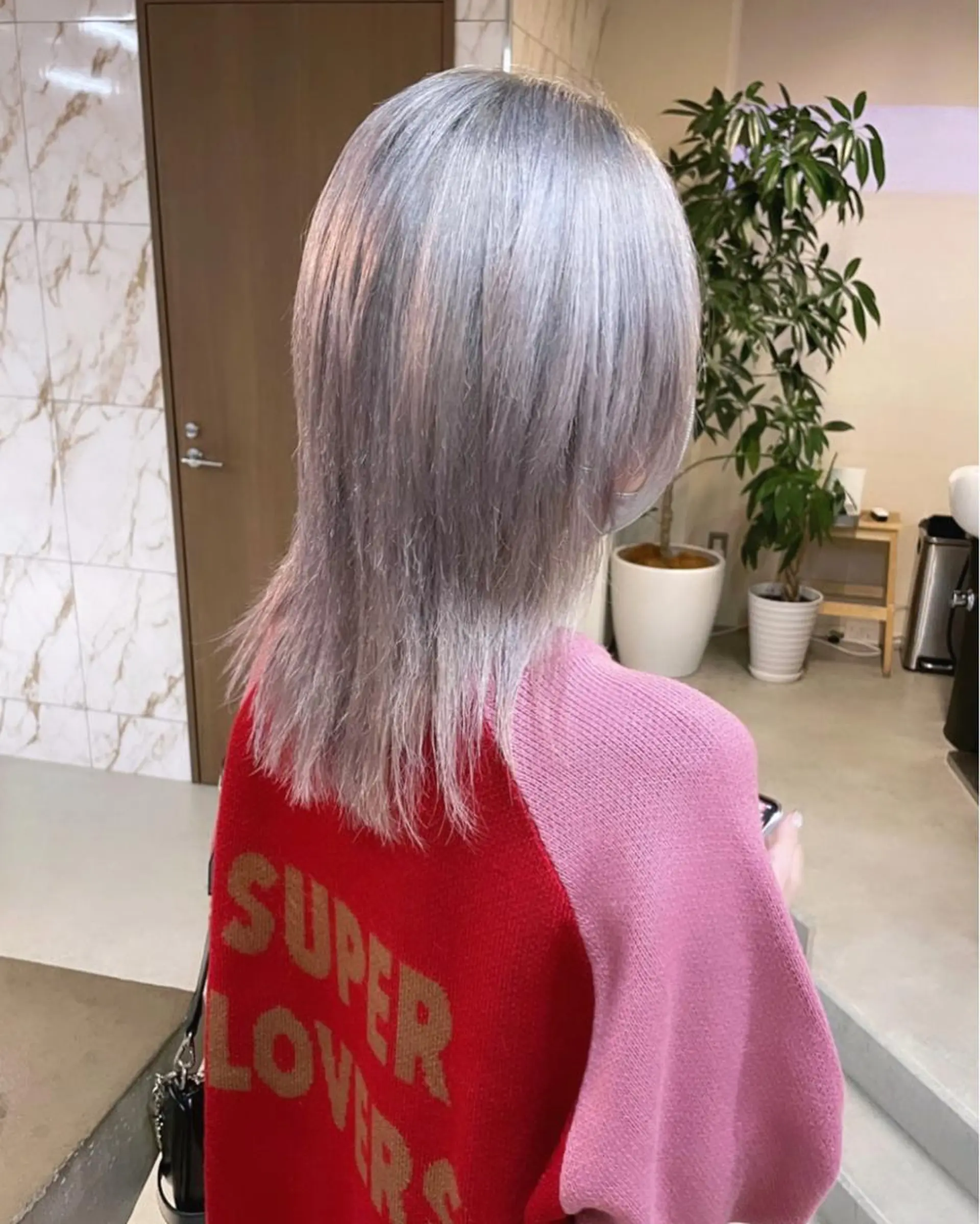 セミロング カラー シルバー ホワイトシルバー 韓国風ヘア カット ヘアカラー ヘアセット Masena所属・💎韓国風レイヤー /ボブ💎Namiのヘアスタイル