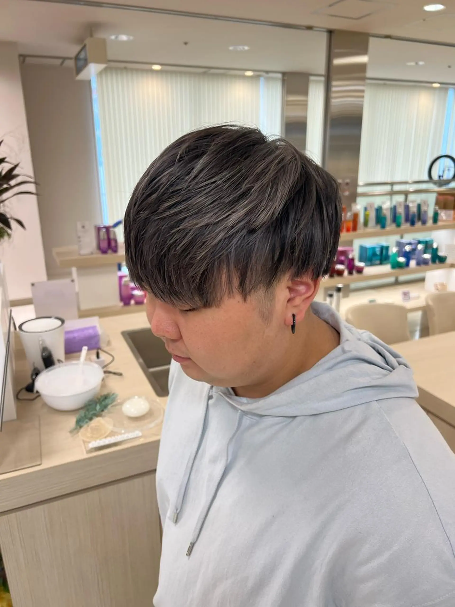 ショート カラー ヘアカラー ハイトーン/ウルフ /レイヤー/坂野幸伸のヘアスタイル