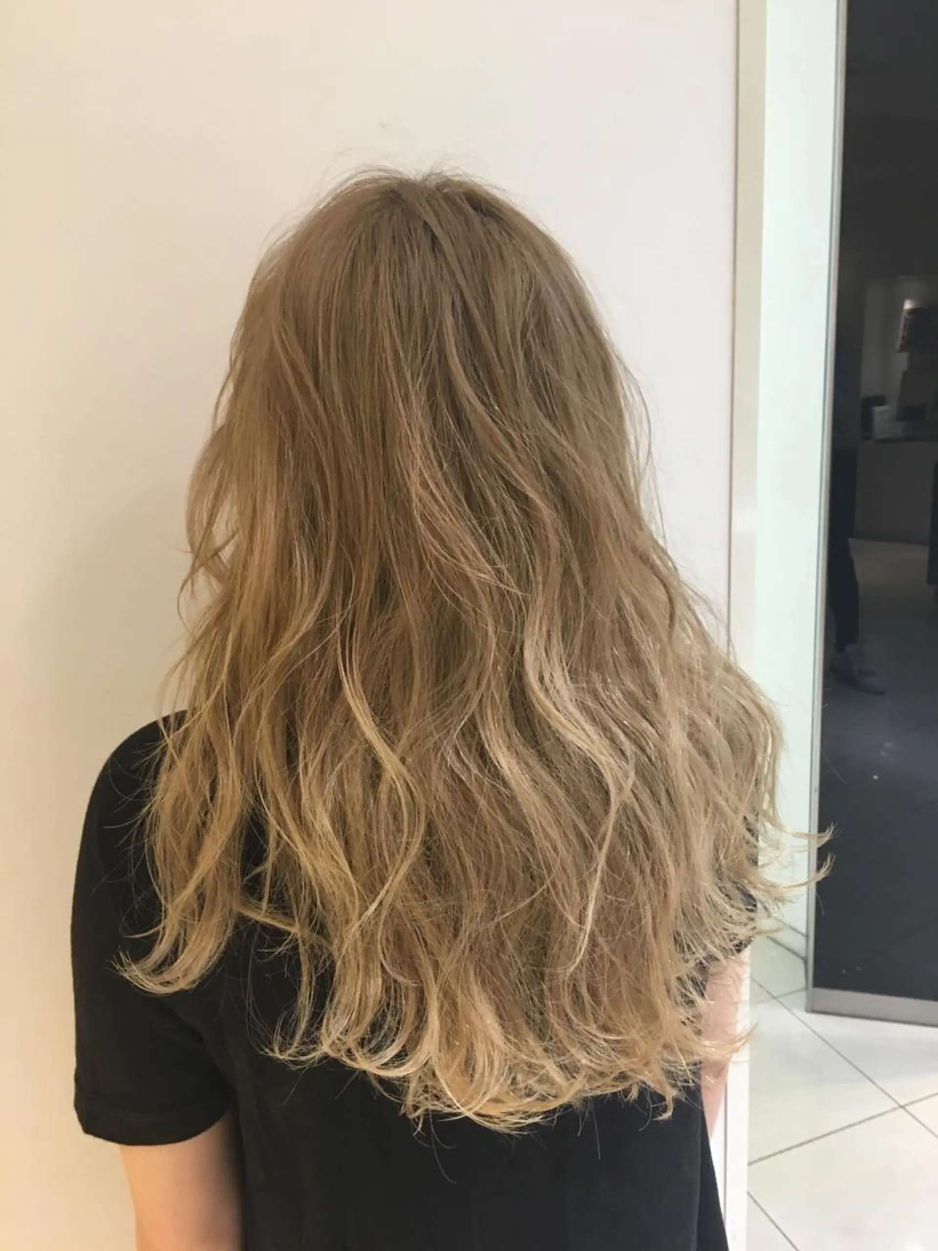 ロング ケリーズグリーン所属・ショート/ボブ 森田/嵩士のヘアスタイル