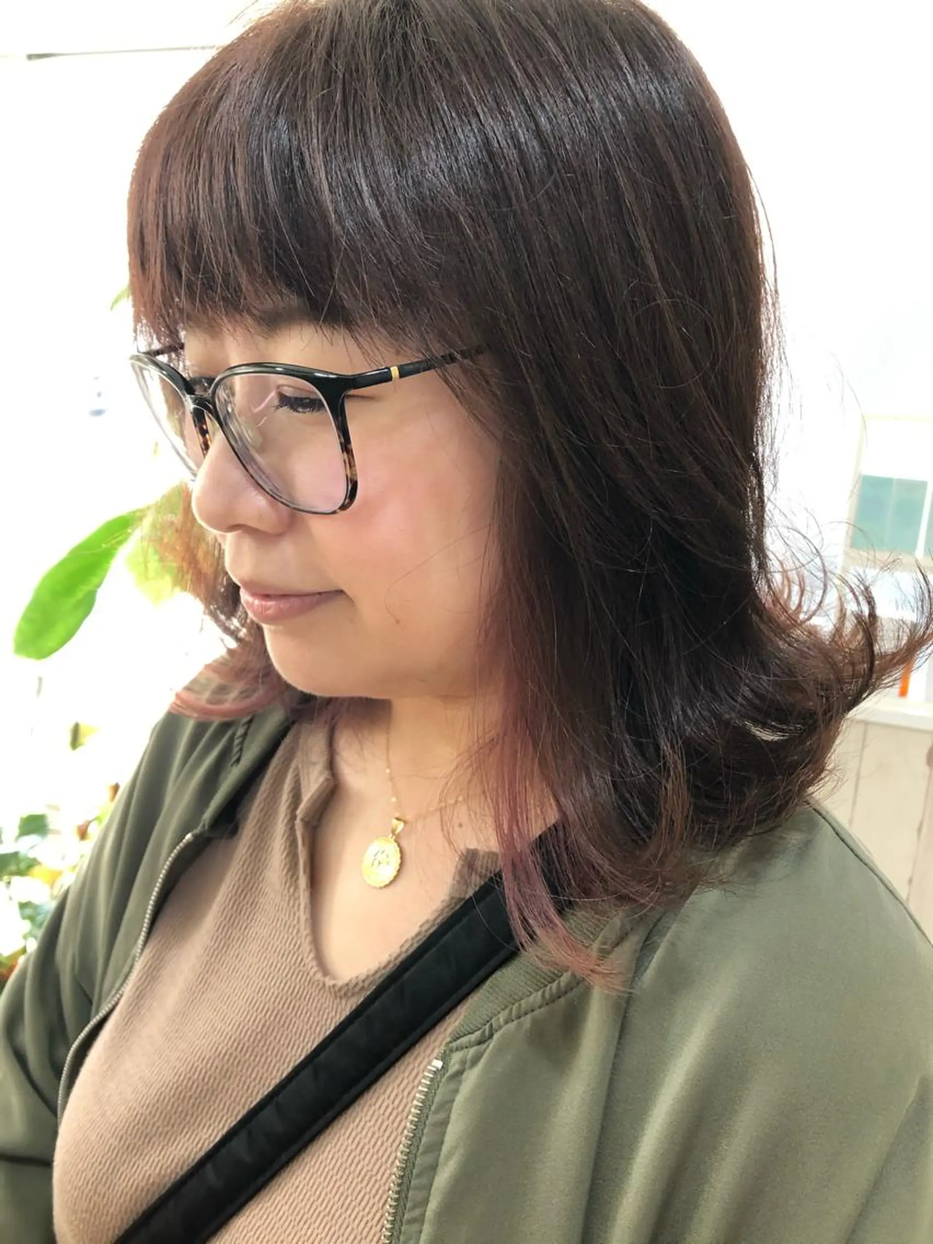 ミディアム ヘアカラー トリートメント 🐆アンドウ チカコ🦓のヘアスタイル