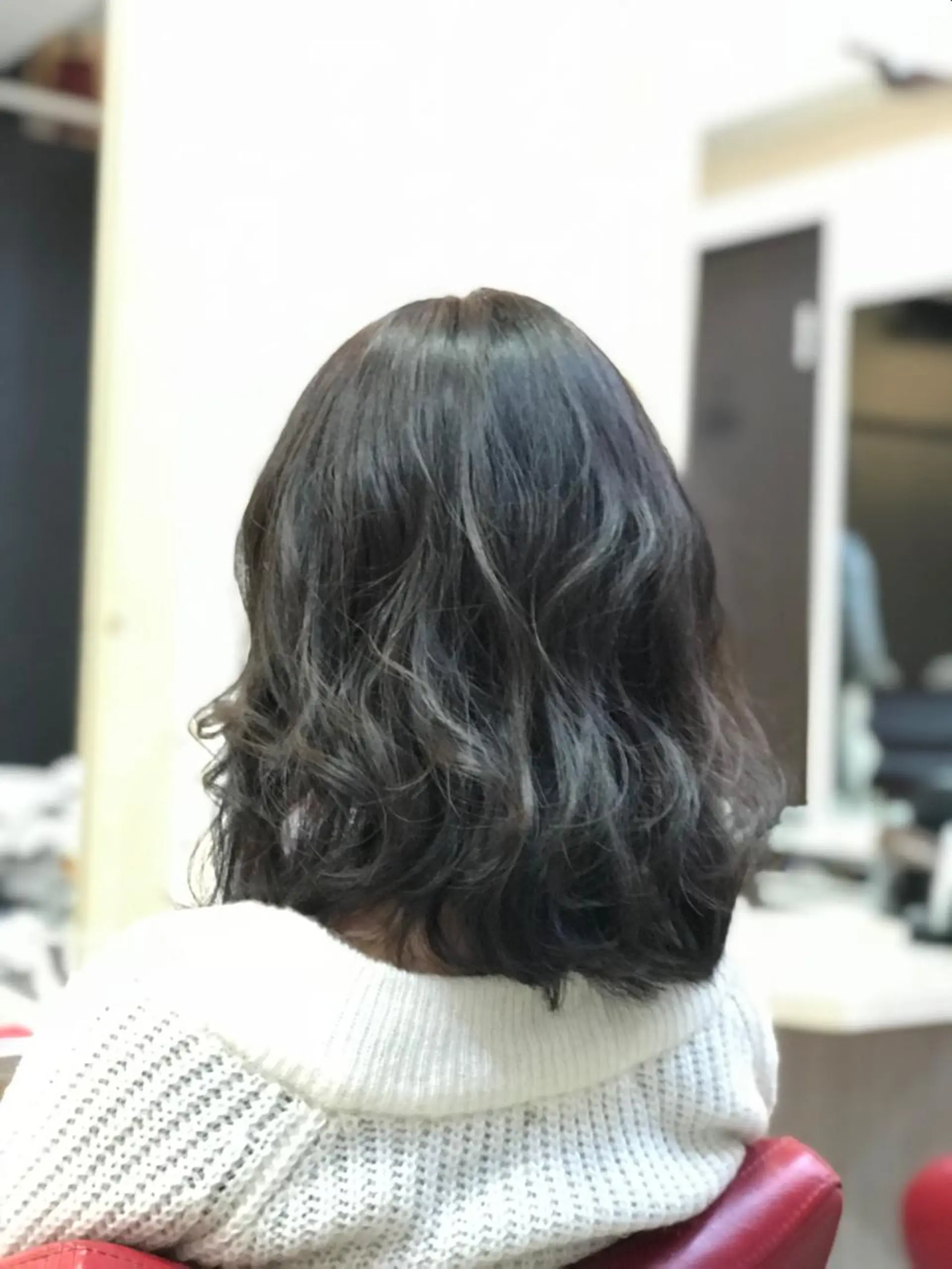ミディアム カラー 渋谷宮益坂 omoのヘアスタイル