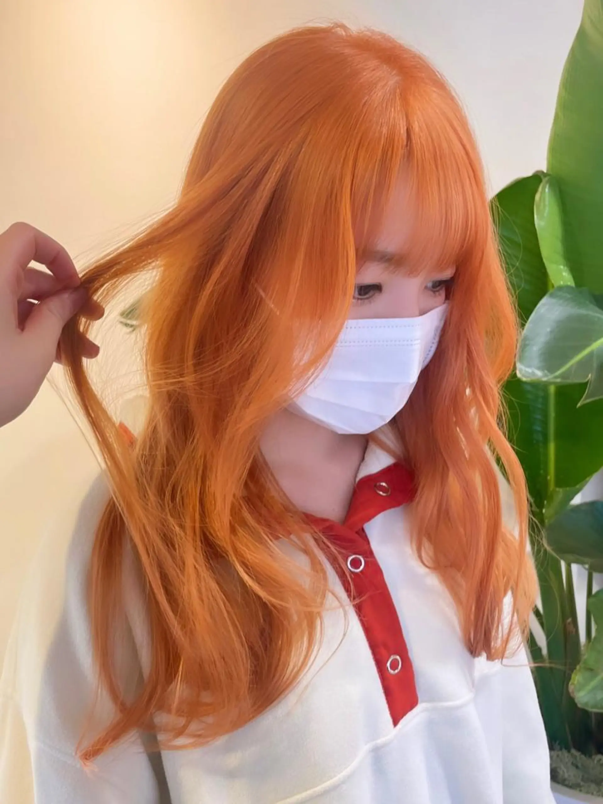 カラー 若月 あやかのヘアスタイル