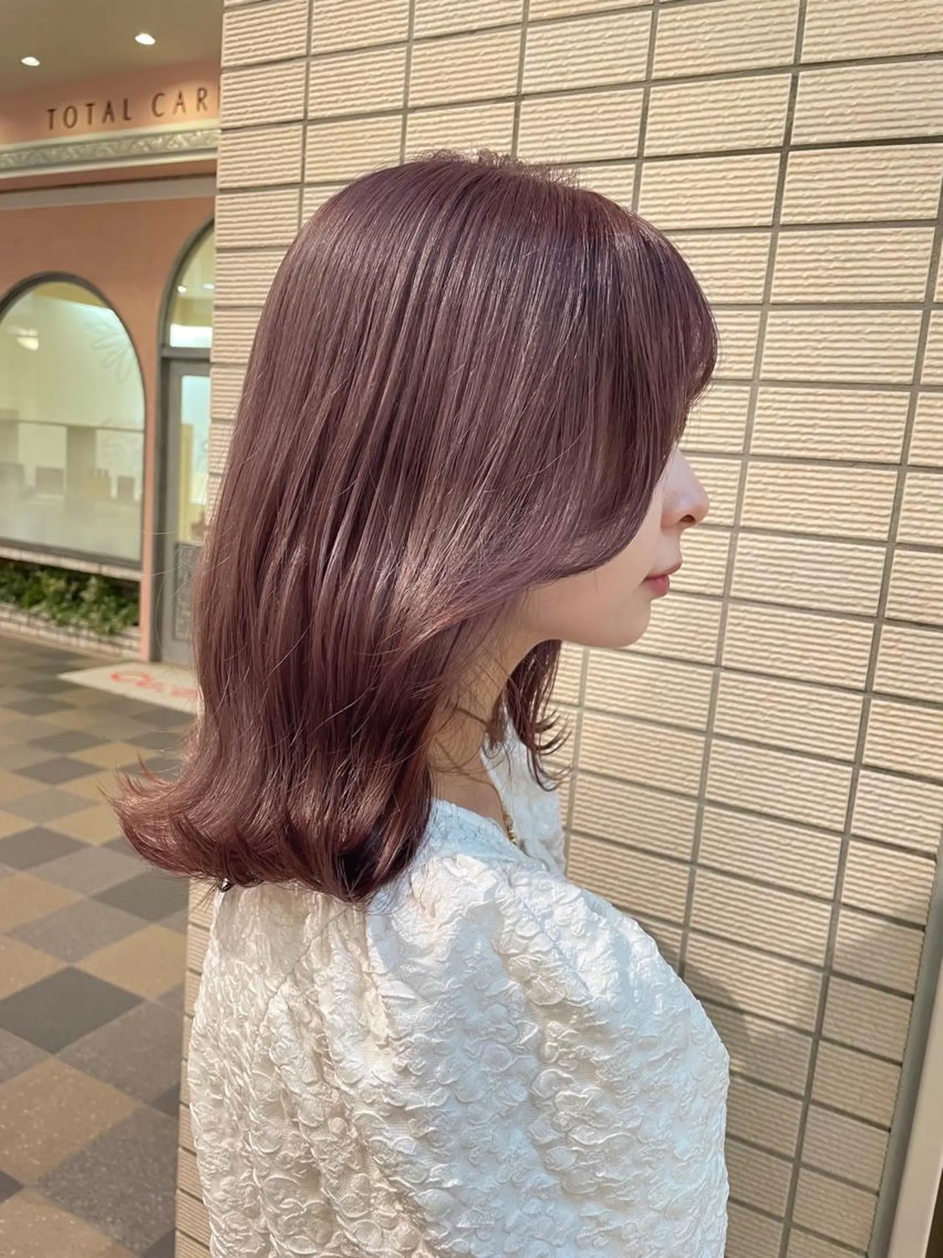 セミロング カット ヘアカラー KANA🌷 髪質改善のヘアスタイル