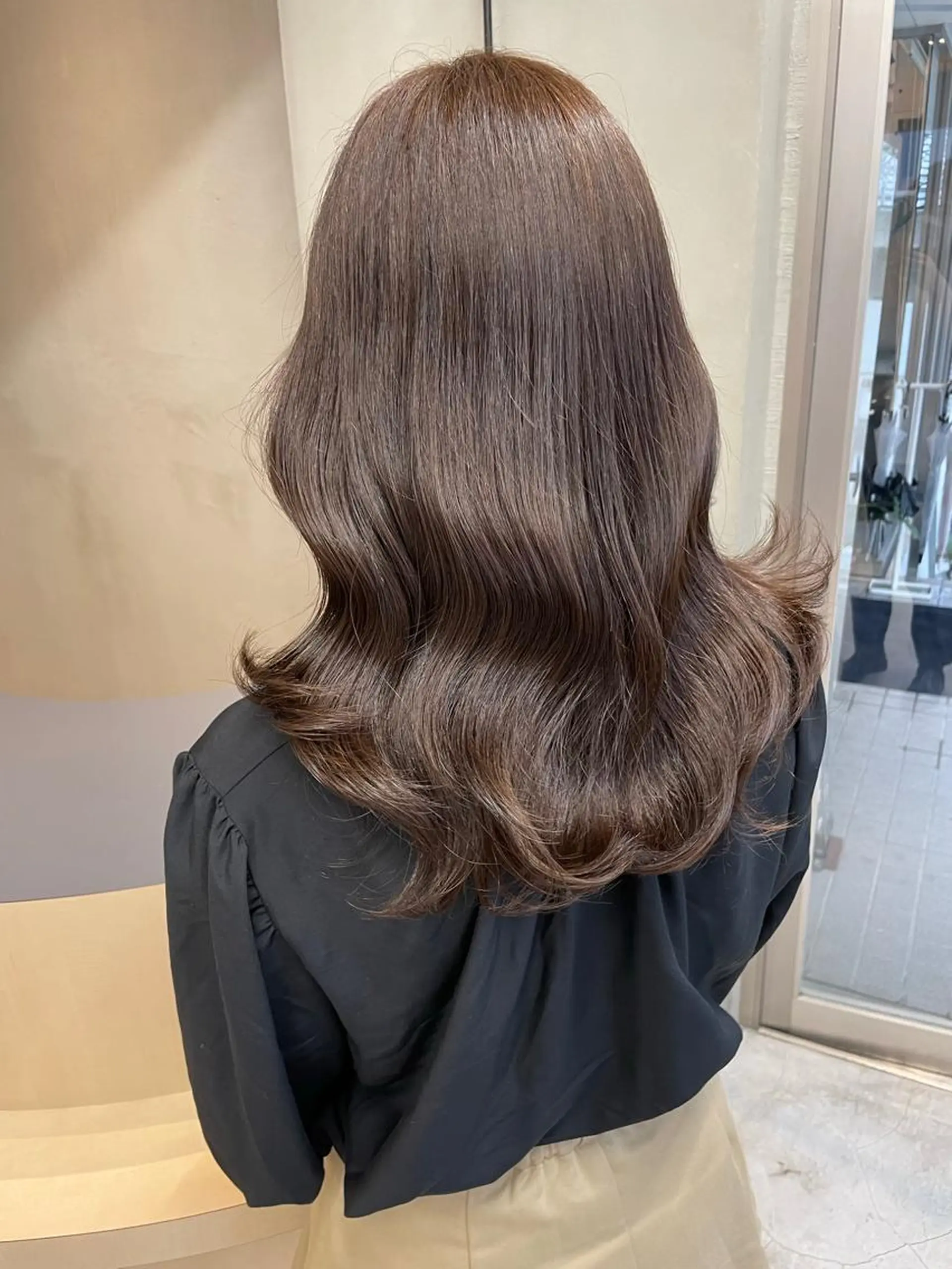 セミロング カラー ivy所属・🦋うる艶透明感ヘア 今井達也のヘアスタイル