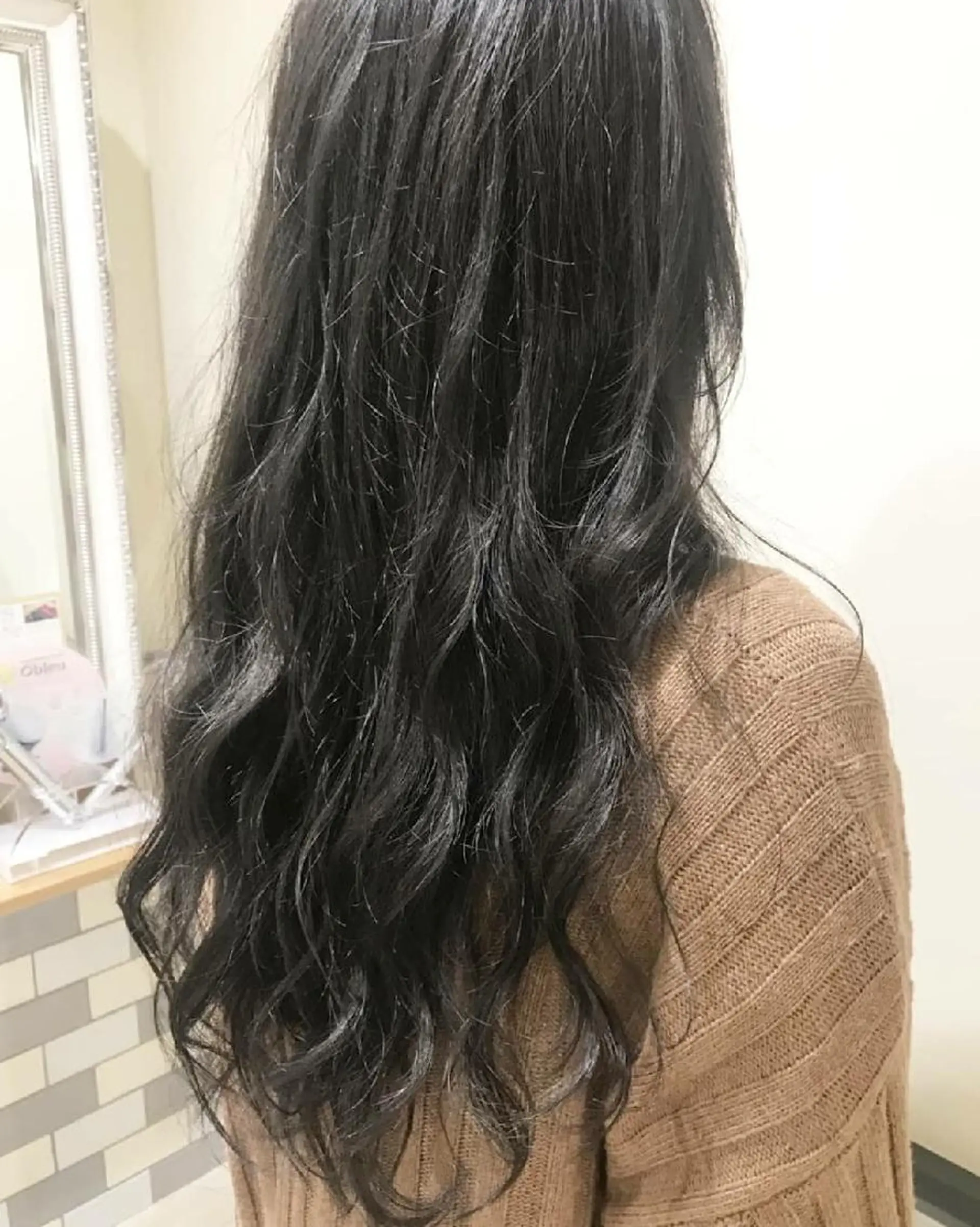 ロング カラー ヘアアレンジ 黒髪 ✳︎SERA✳︎ 平日のみご案内のマツエク・マツパデザイン