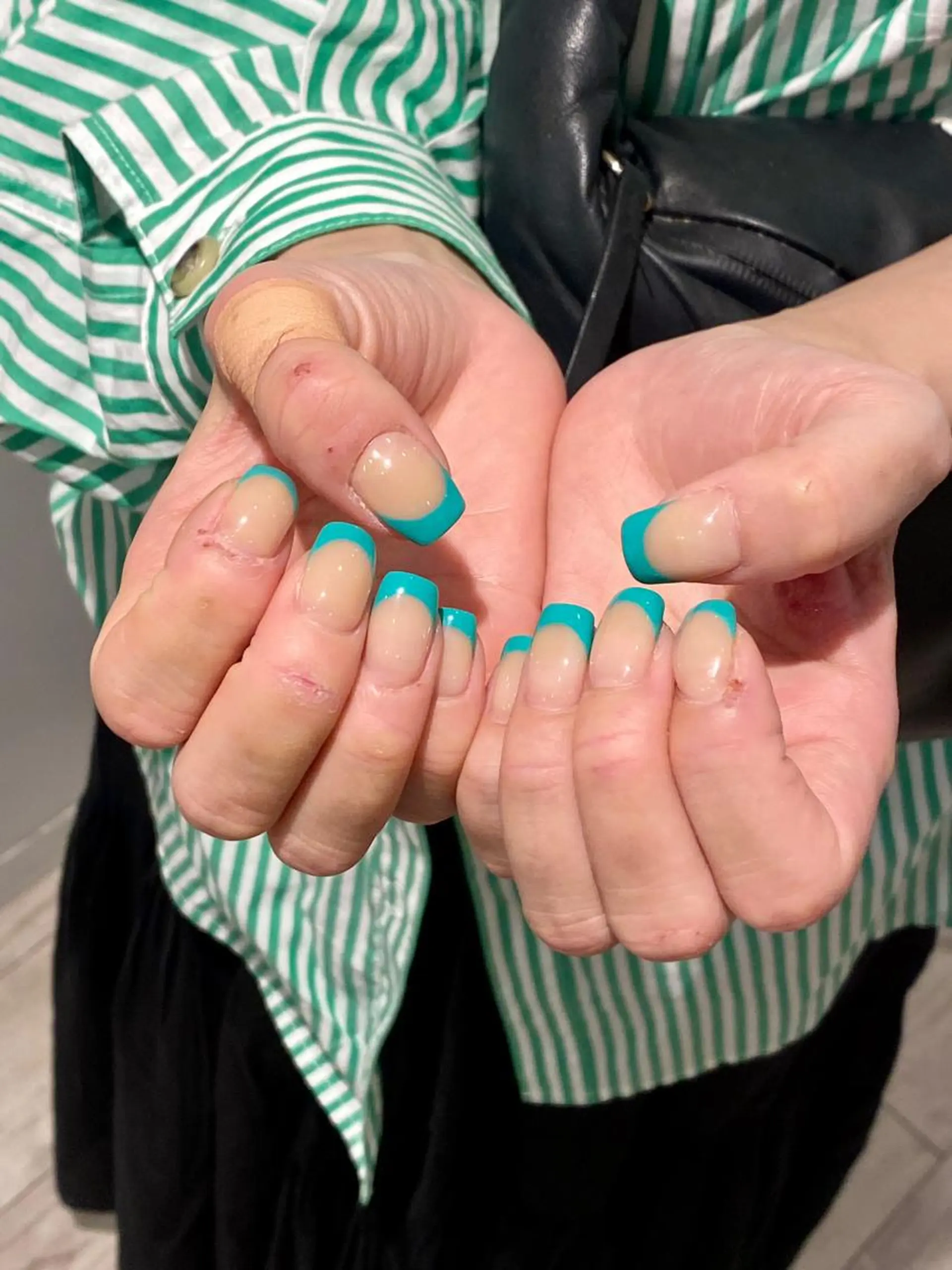 ネイル ハンドネイル REHTOF ｜朝7時Open☀️のネイルデザイン