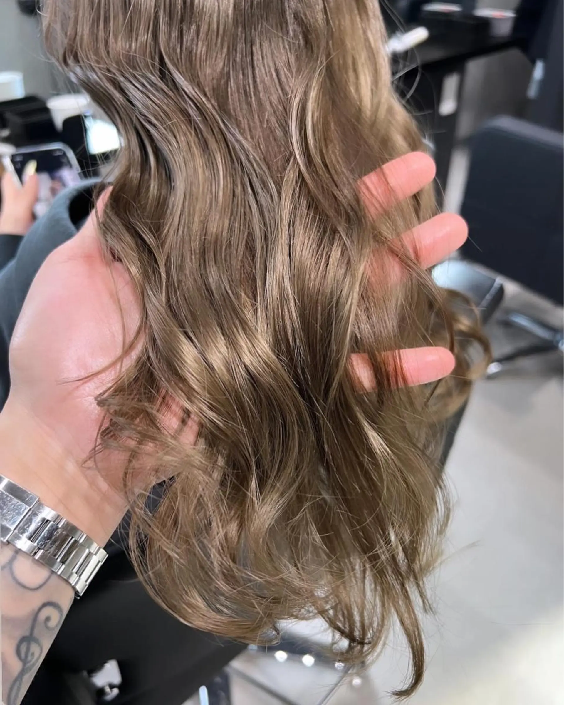 ロング カラー ヘアアレンジ ブラウンカラー ヘアカラー トリートメント _WHITE京橋店所属・髪質改善_WHITE RYUSUKEのヘアスタイル