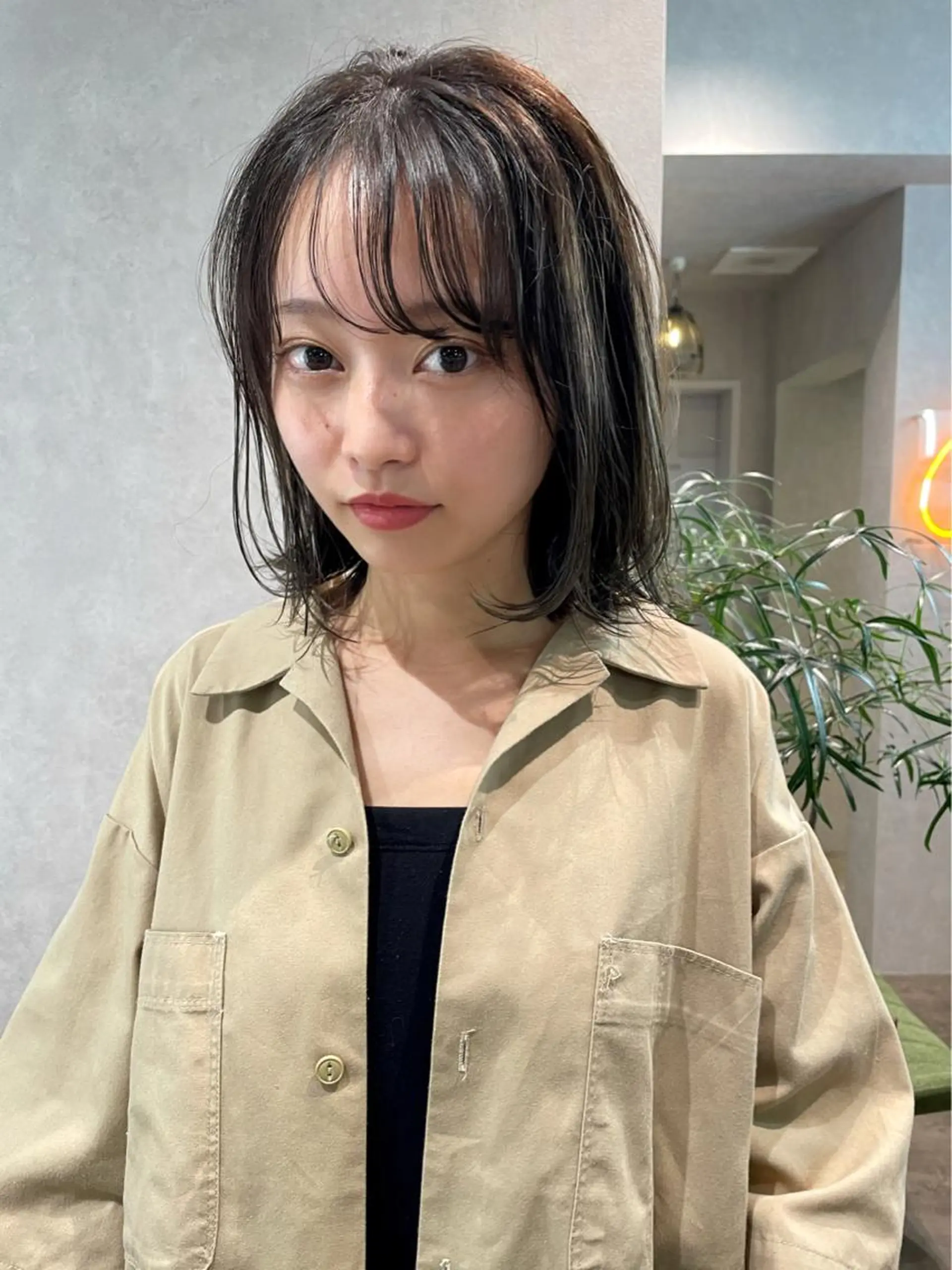 ミディアム カラー オリーブカラー ヘアカラー ナチュラル透明感🌱 小山美樹子のヘアスタイル