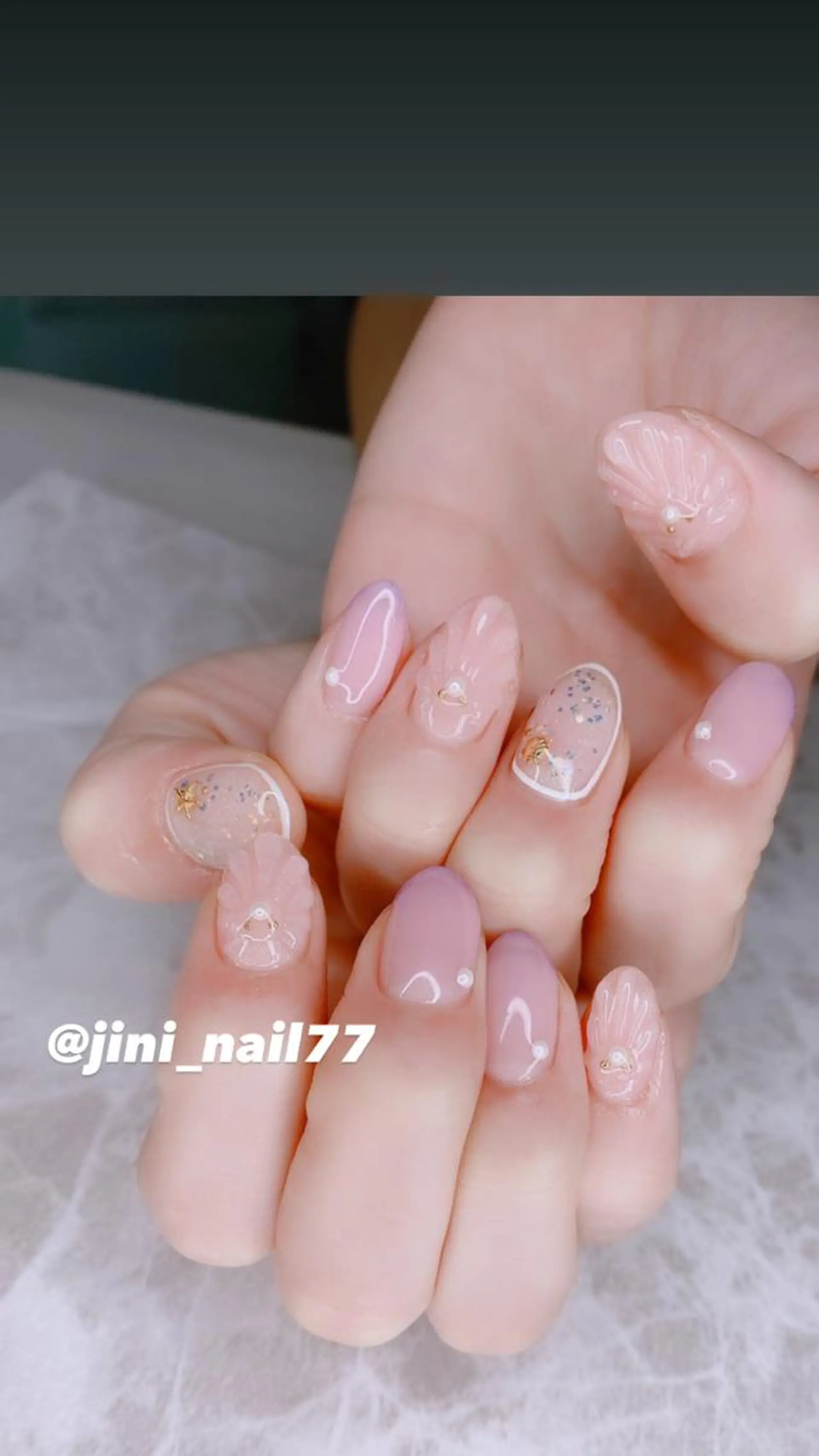 ネイル ハンドネイル JINI NAIL所属・ジニ ネイルのネイルデザイン