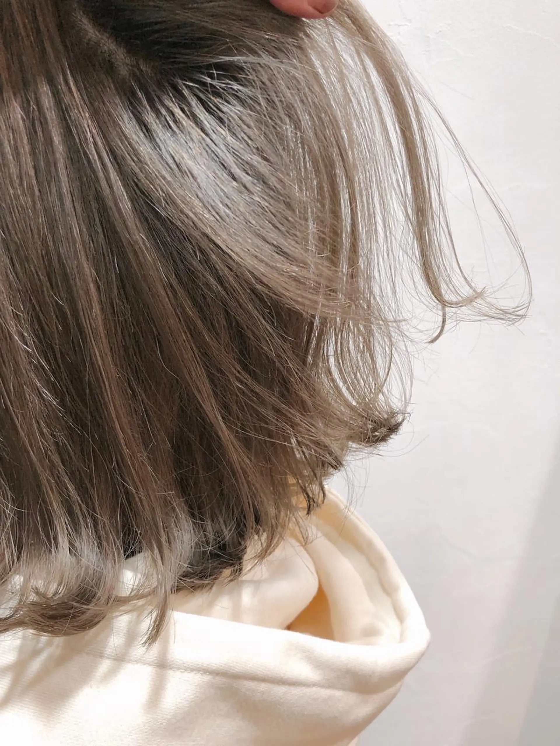 ミディアム カラー ベージュカラー カット特化柏駅 徒歩3分LOUのヘアスタイル