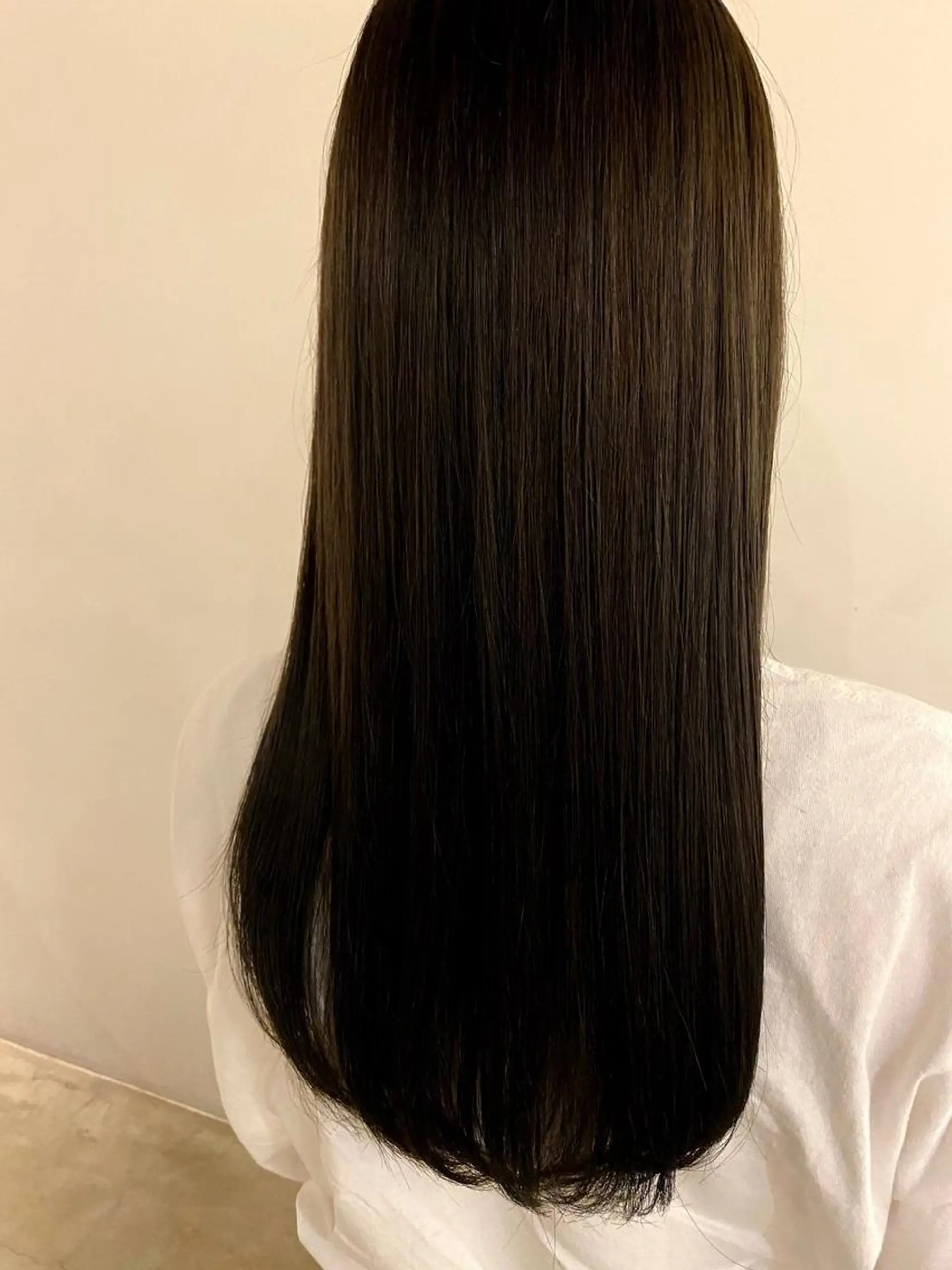 ロング カラー ロング トリートメント サイトウ アカネのヘアスタイル