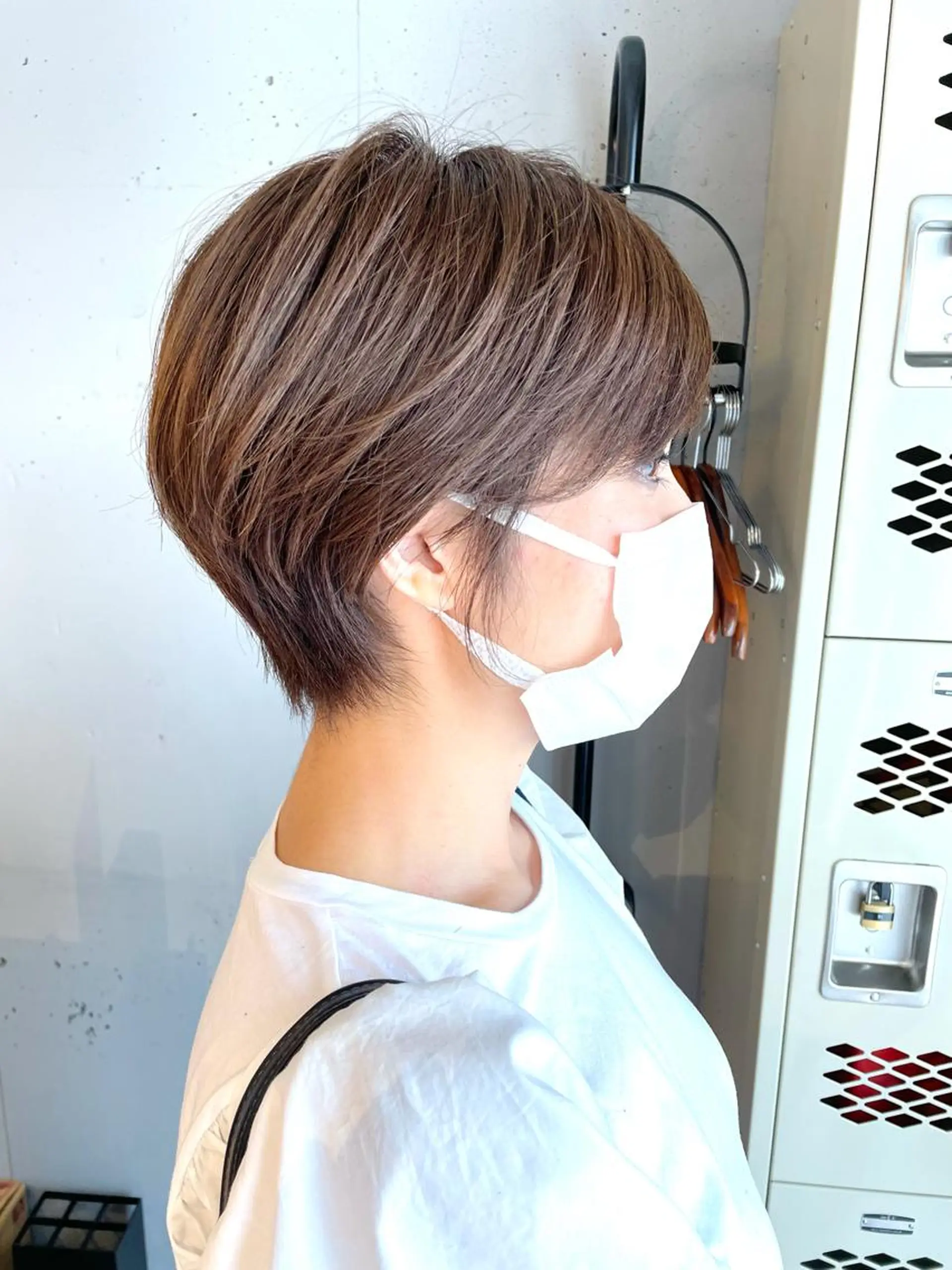 ショート カラー ZOA classic hair所属・東 みのりのヘアスタイル