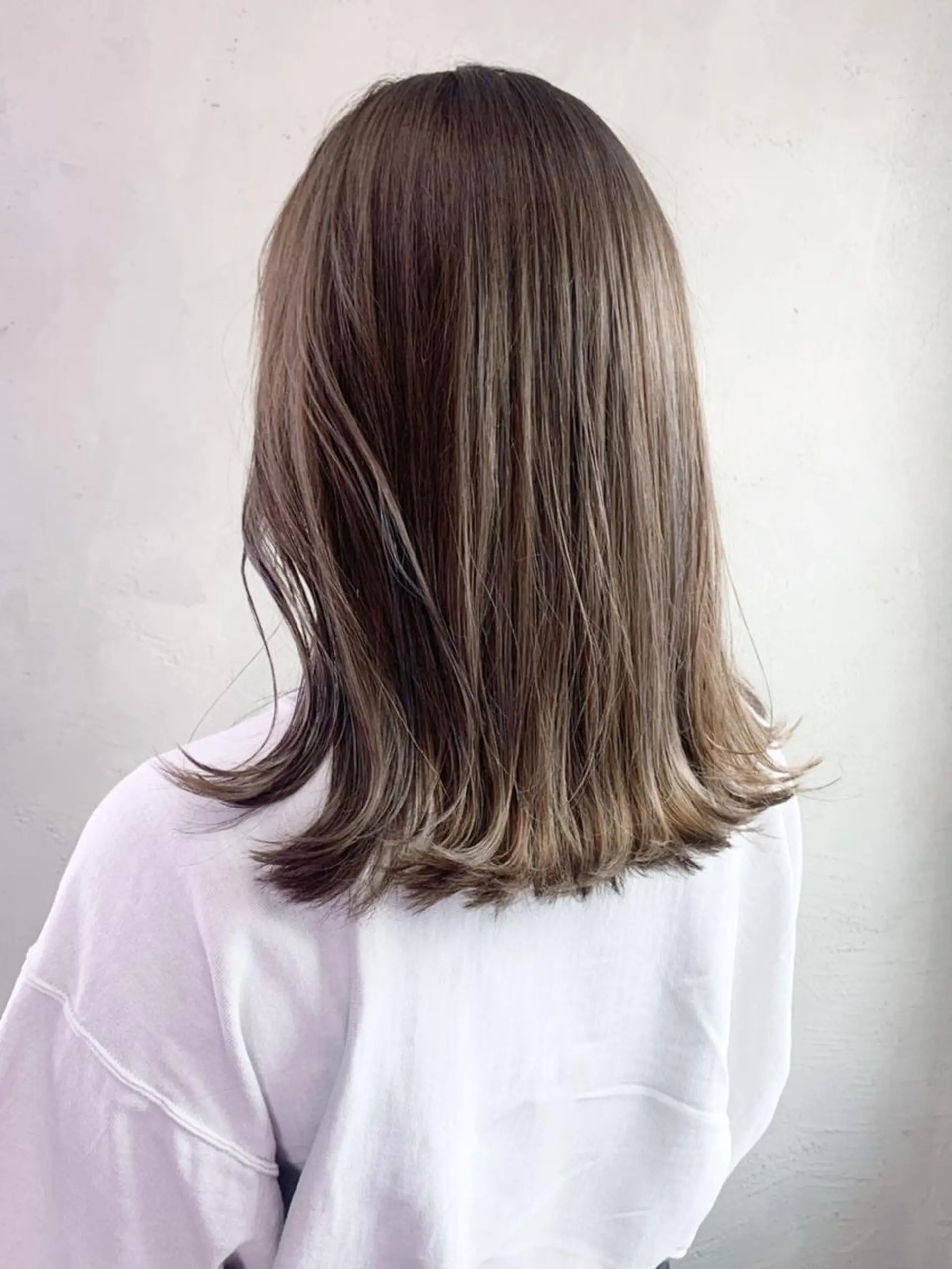 ミディアム カラー パーマ ヘアアレンジ ブラウンカラー くすみブラウン ITbyALBUM 浦和店のヘアスタイル