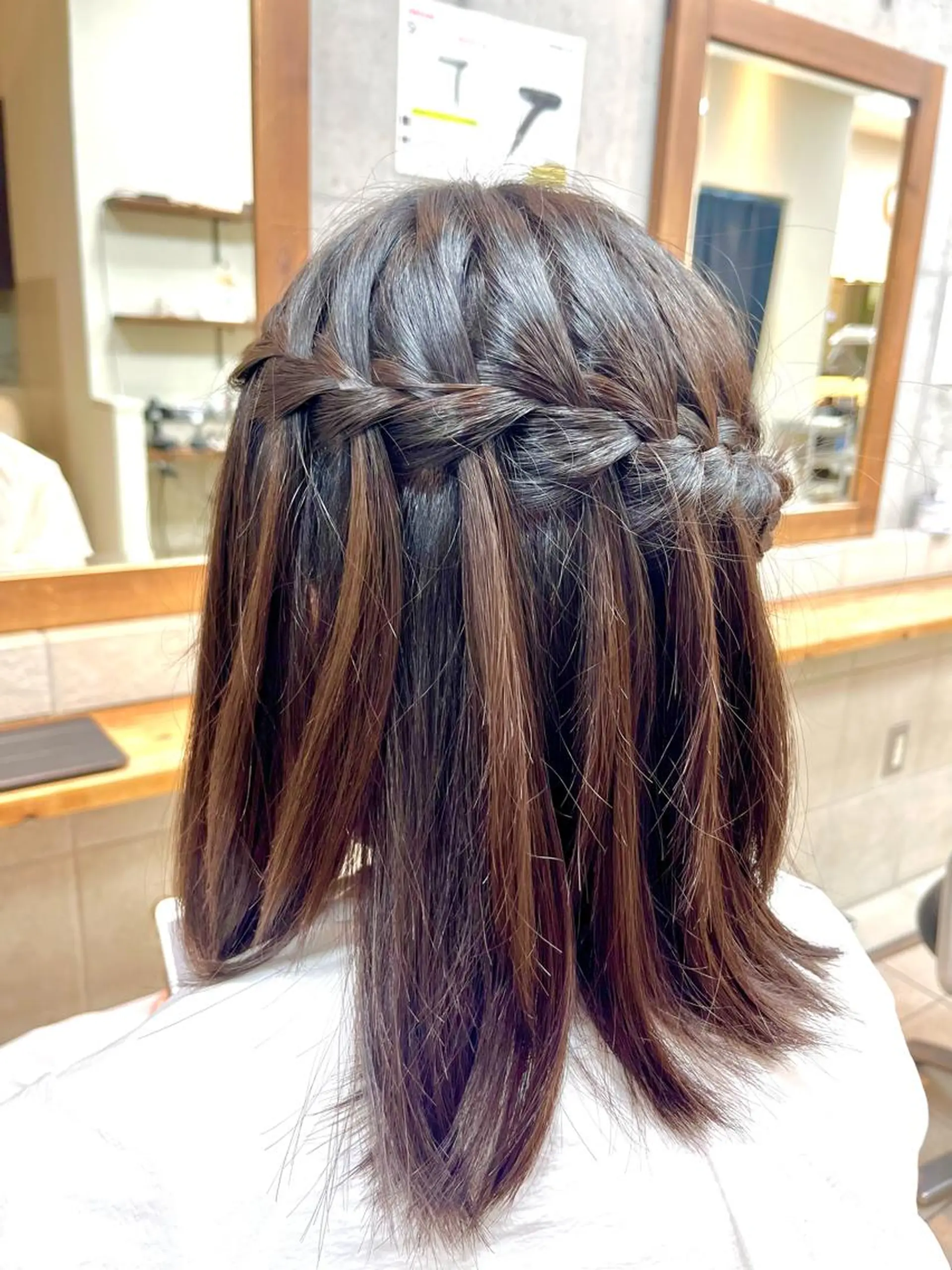 ミディアム ヘアアレンジ vis-a-vis　板橋店所属・たなか なおのヘアスタイル