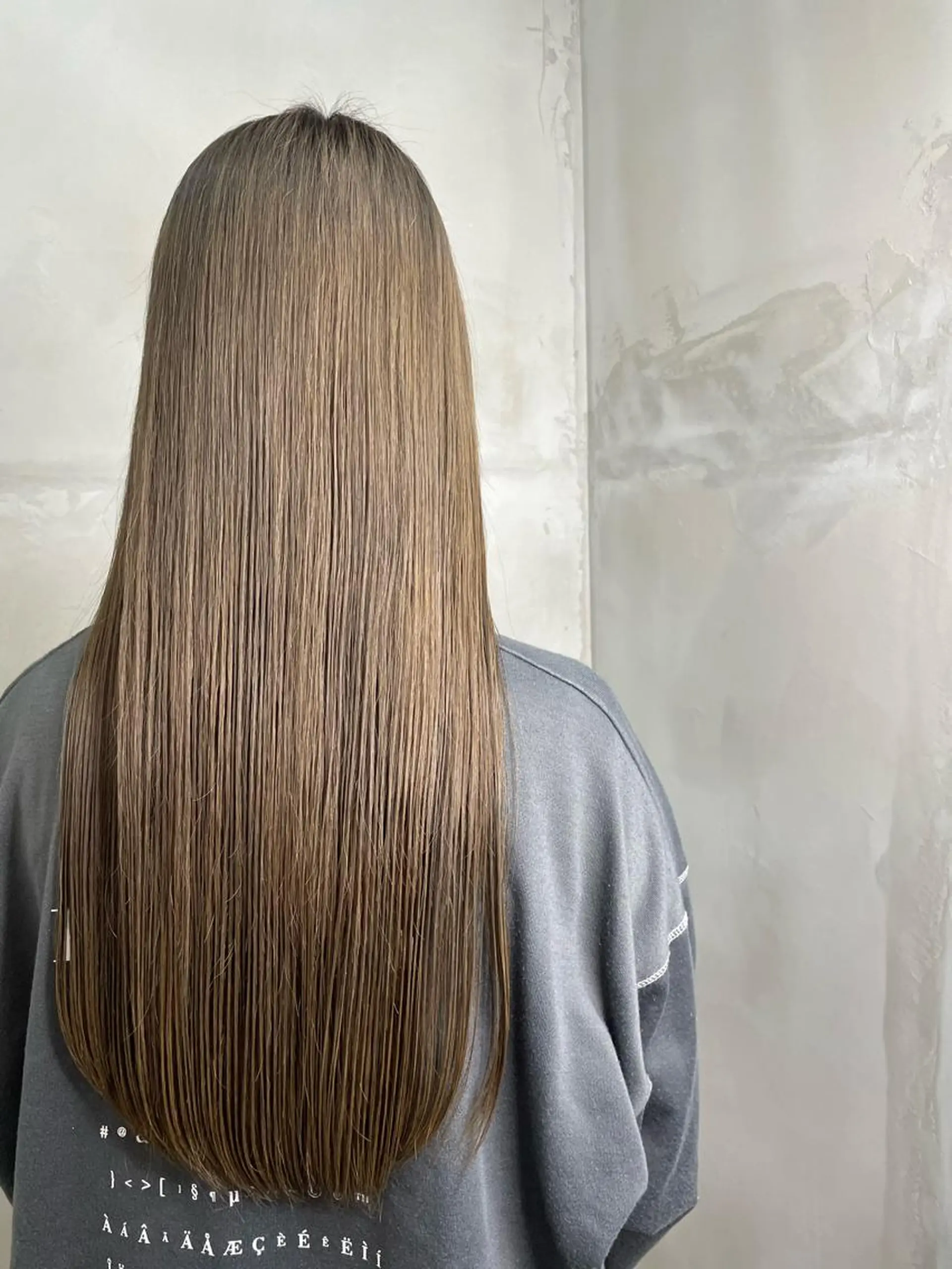 カラー ヘアカラー 益 佑夏のヘアスタイル