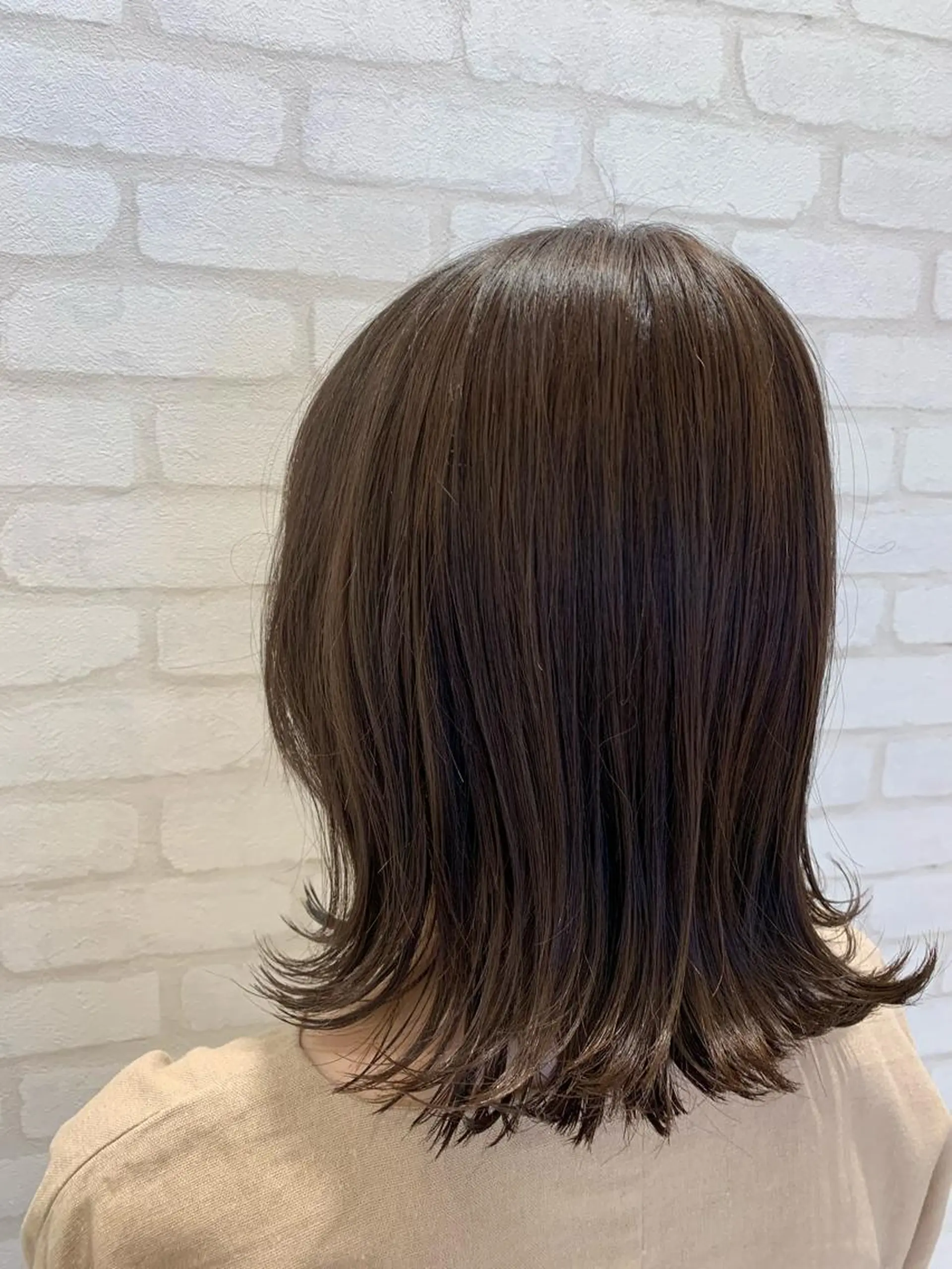 ミディアム カラー アッシュ ベージュカラー Gain所属・Gain Nanamiのエステ・リラクイメージ