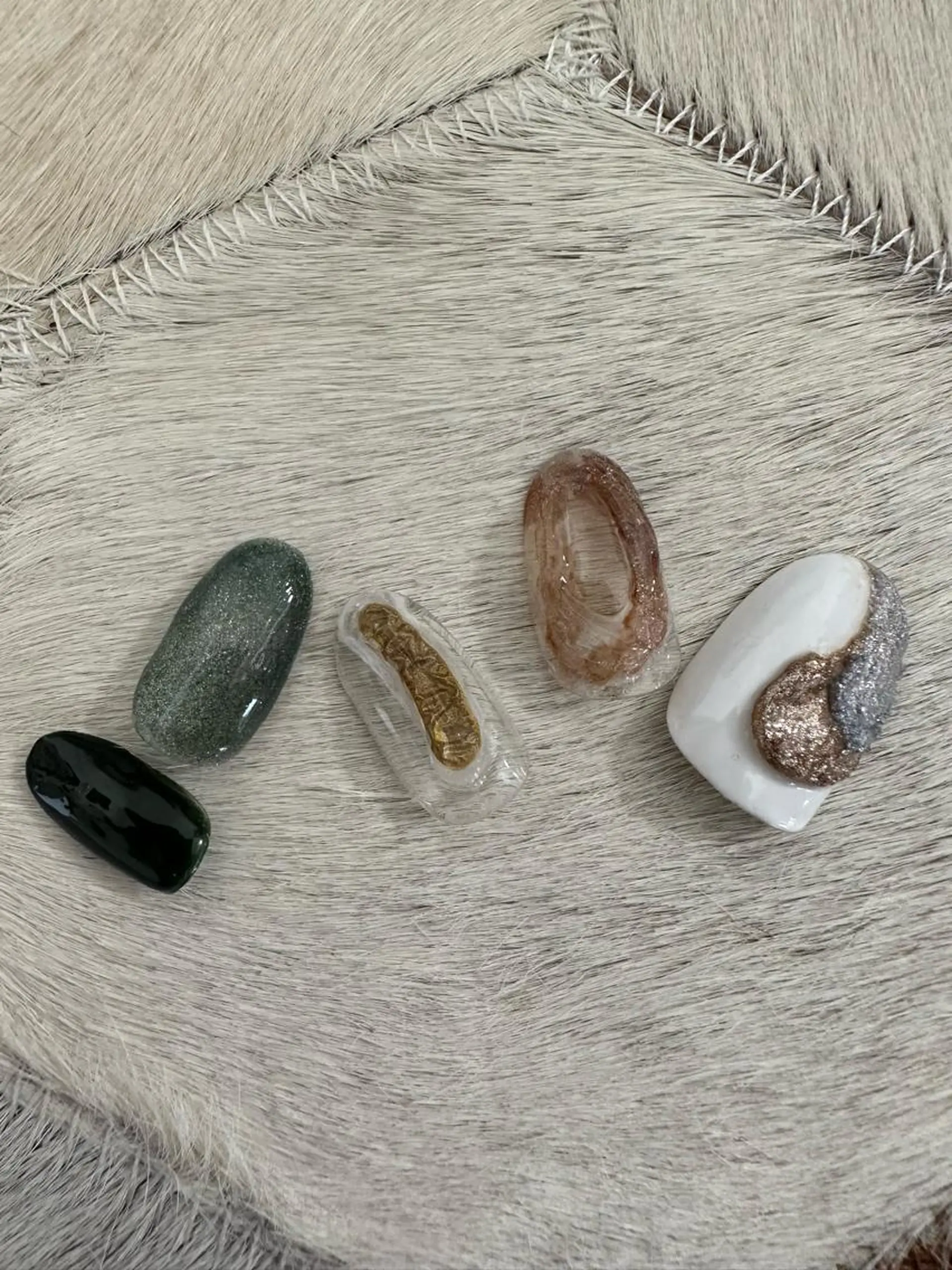 ネイル ニュアンスネイル ハンドネイル ハンドケア Atelier Ariのネイルデザイン