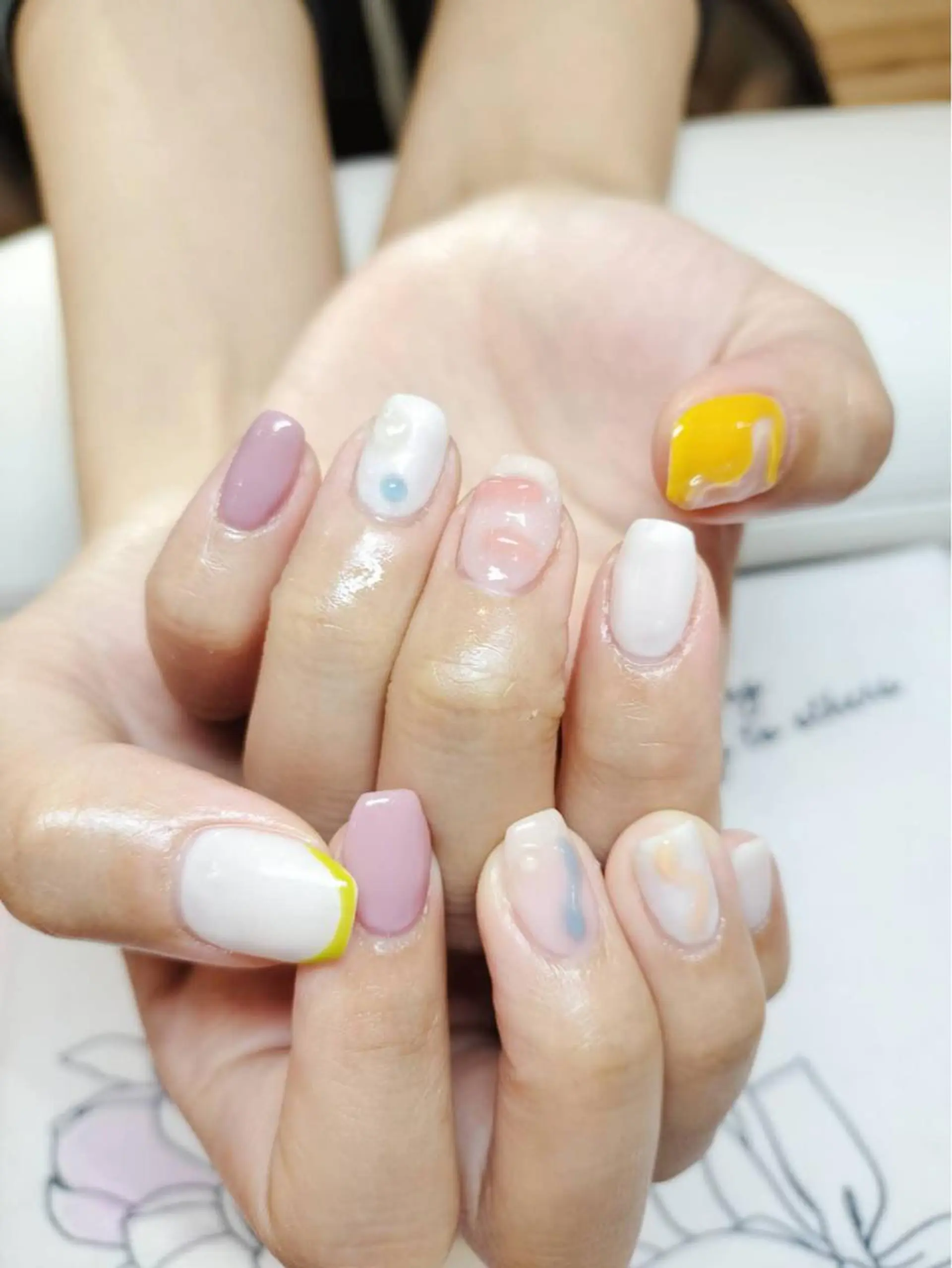 ネイル Ui_Amor (パラジェル)のネイルデザイン