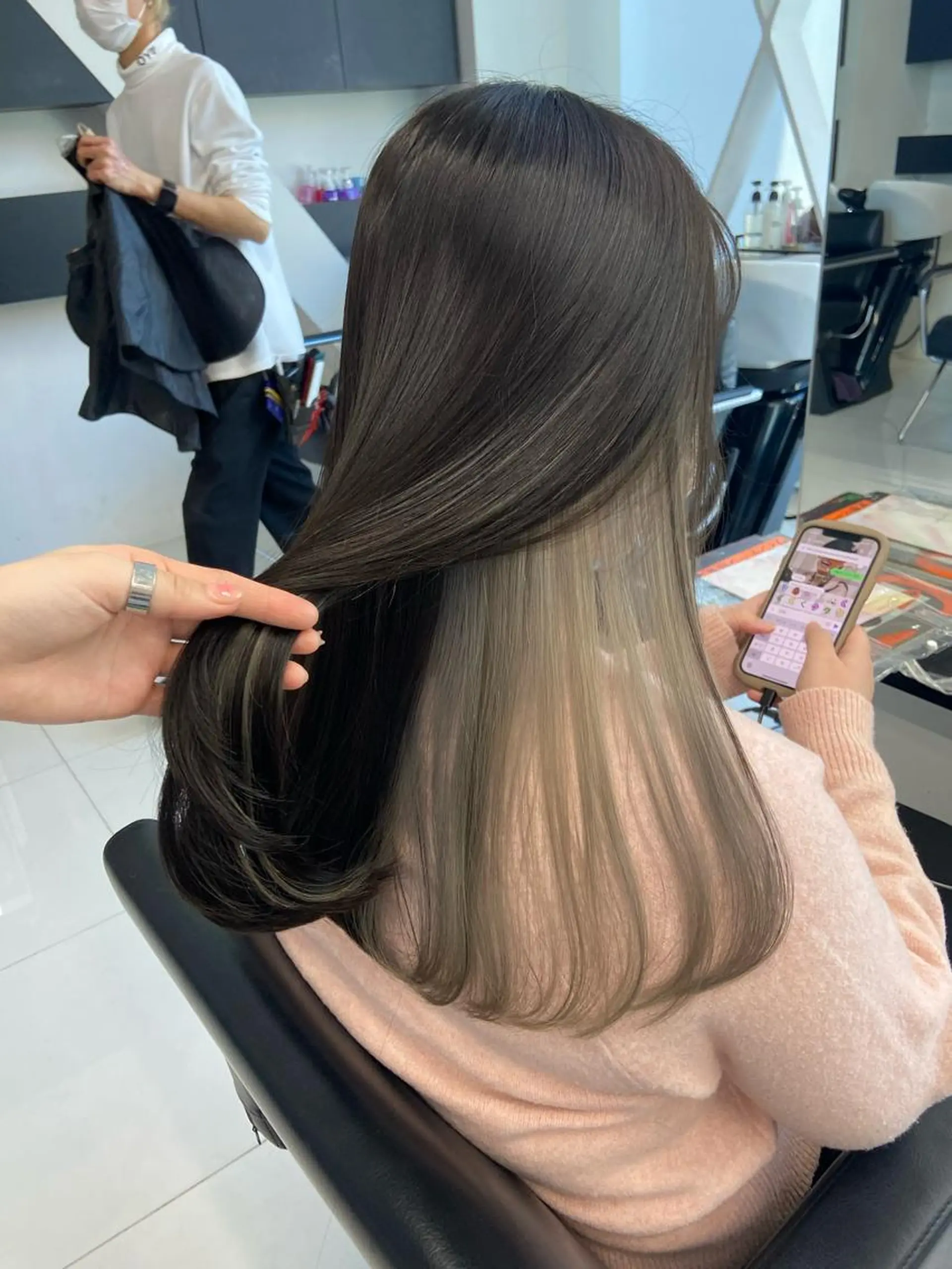 ロング 韓国レイヤー/ヘア カラー🎀ayamiのヘアスタイル