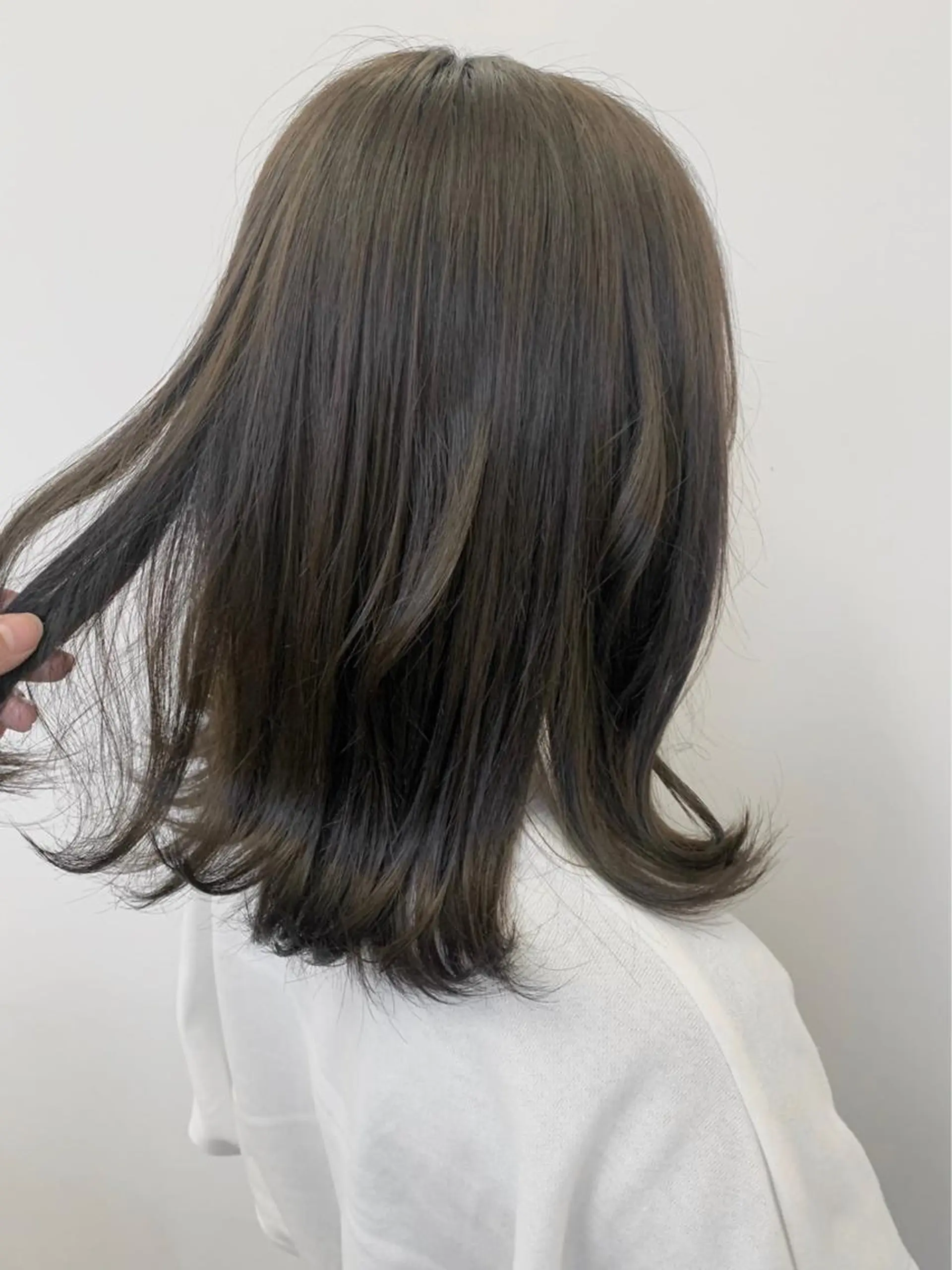 ミディアム GOODDAY ヘアサロンのヘアスタイル