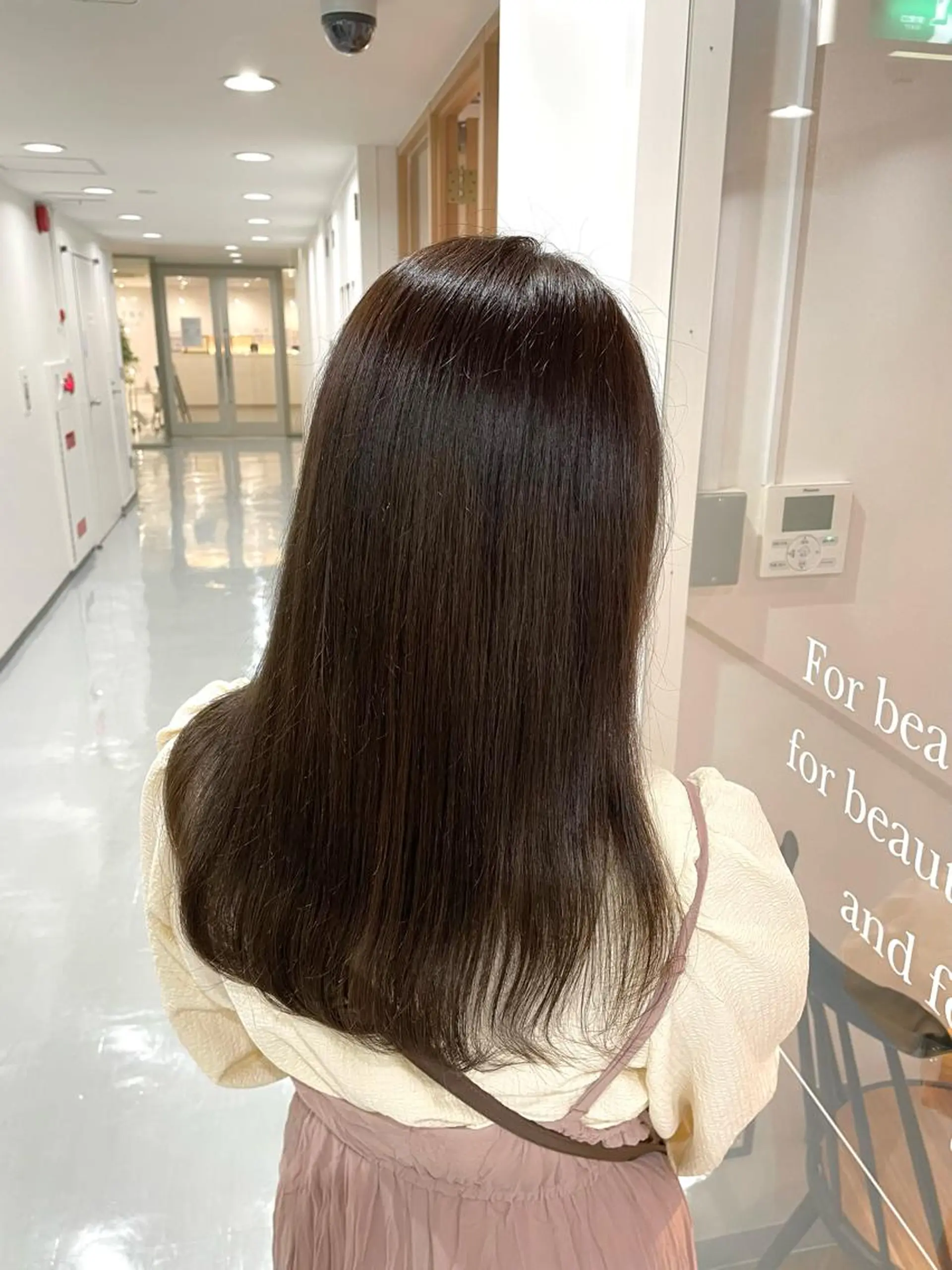 セミロング カラー カット ヘアカラー トリートメント ヘッドスパ eins.hair所属・過去一の柔髪ヘア 🌿einshairのヘアスタイル