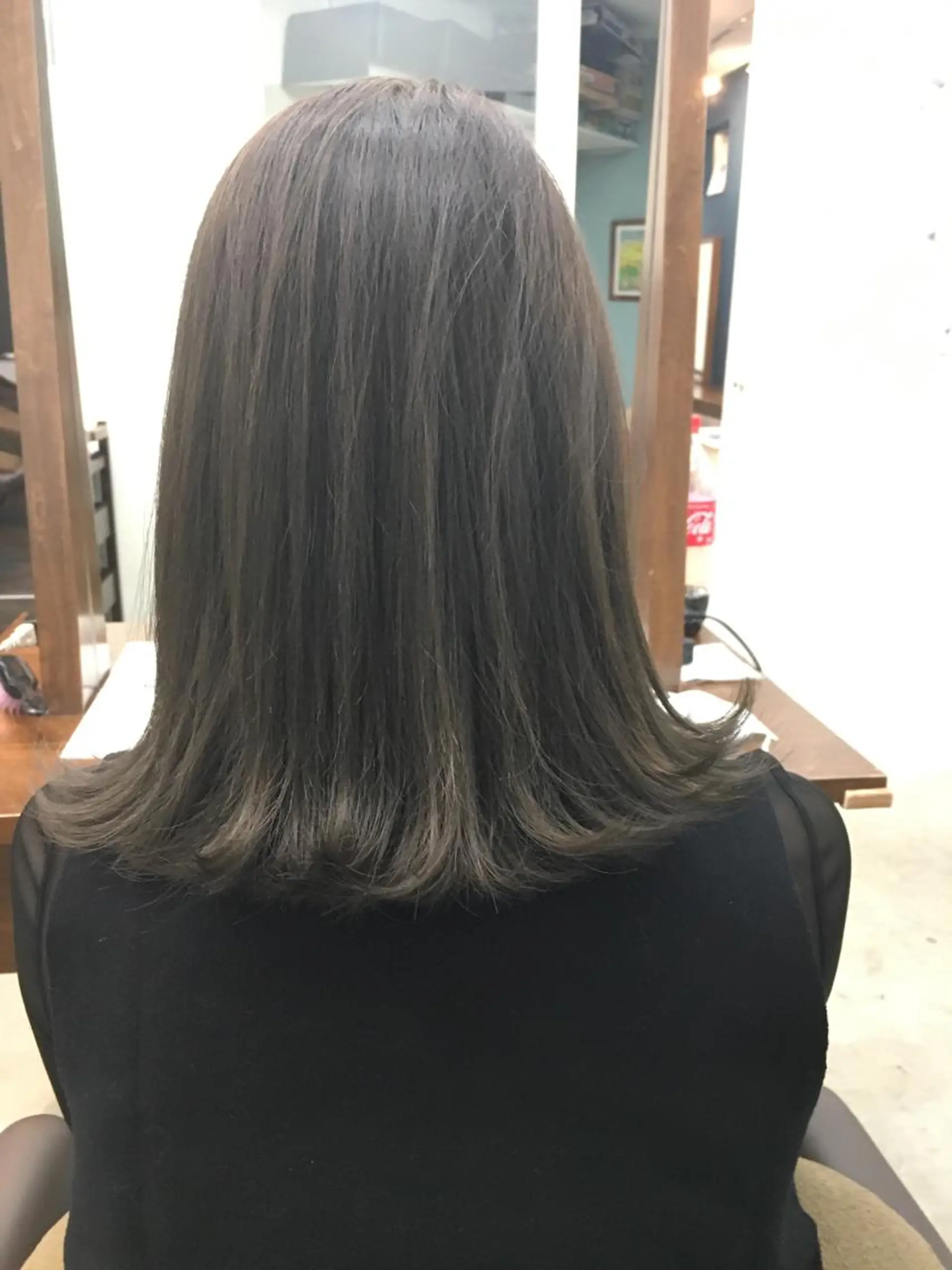ミディアム セミロング ボブ 外ハネヘア Fill @のヘアスタイル