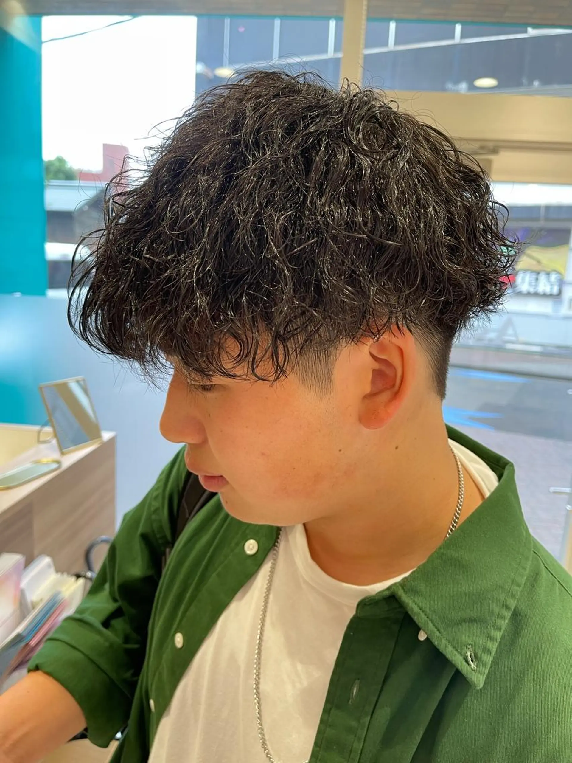 ショート パーマ メンズ メンズパーマ メンズツイストパーマ ツイストスパイラルパーマ ツーブロック 刈り上げ カット パーマ メンズパーマ特化/ KAORU/店長のヘアスタイル