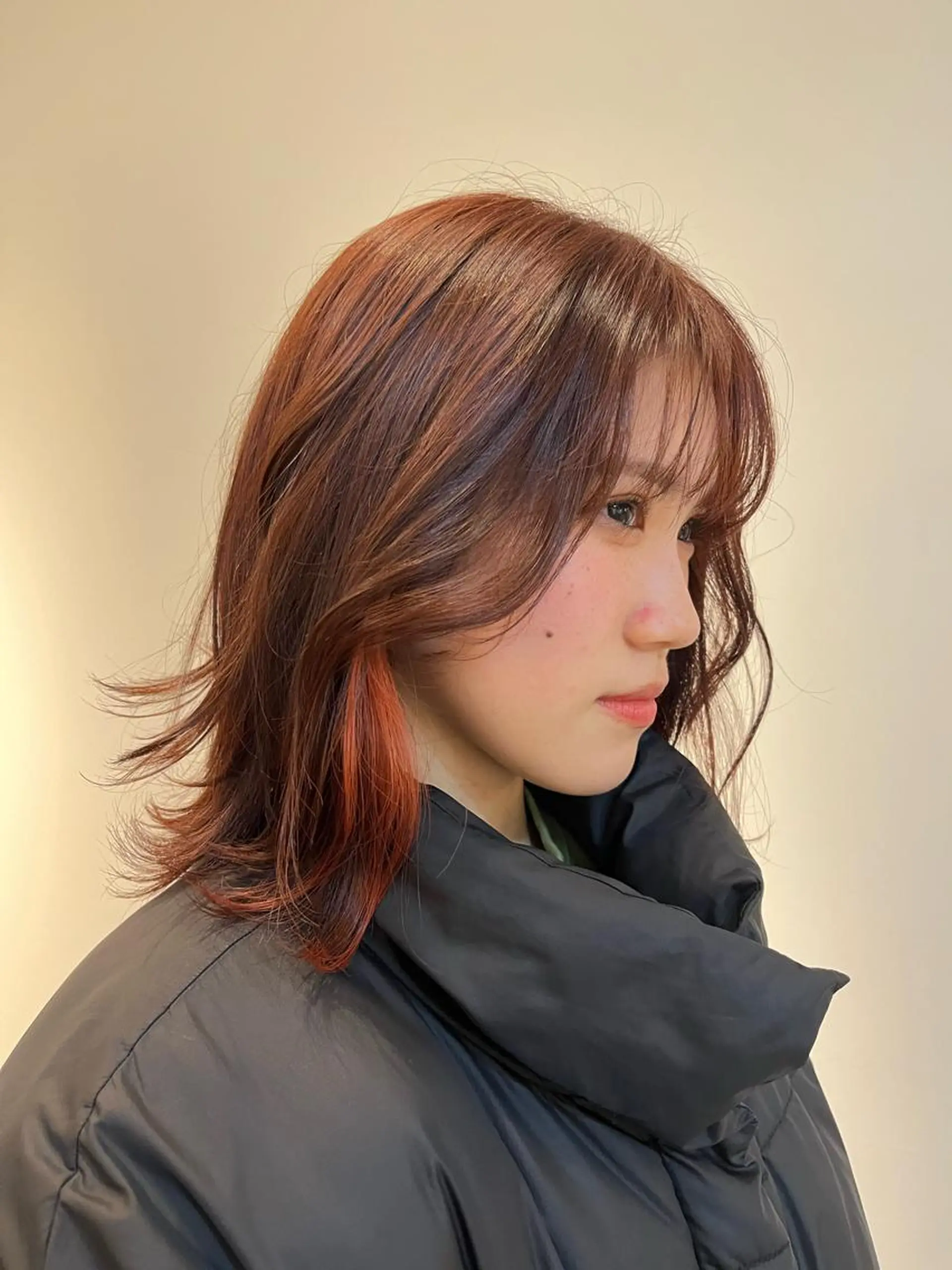 セミロング 藤井 美歩/赤髪のヘアスタイル