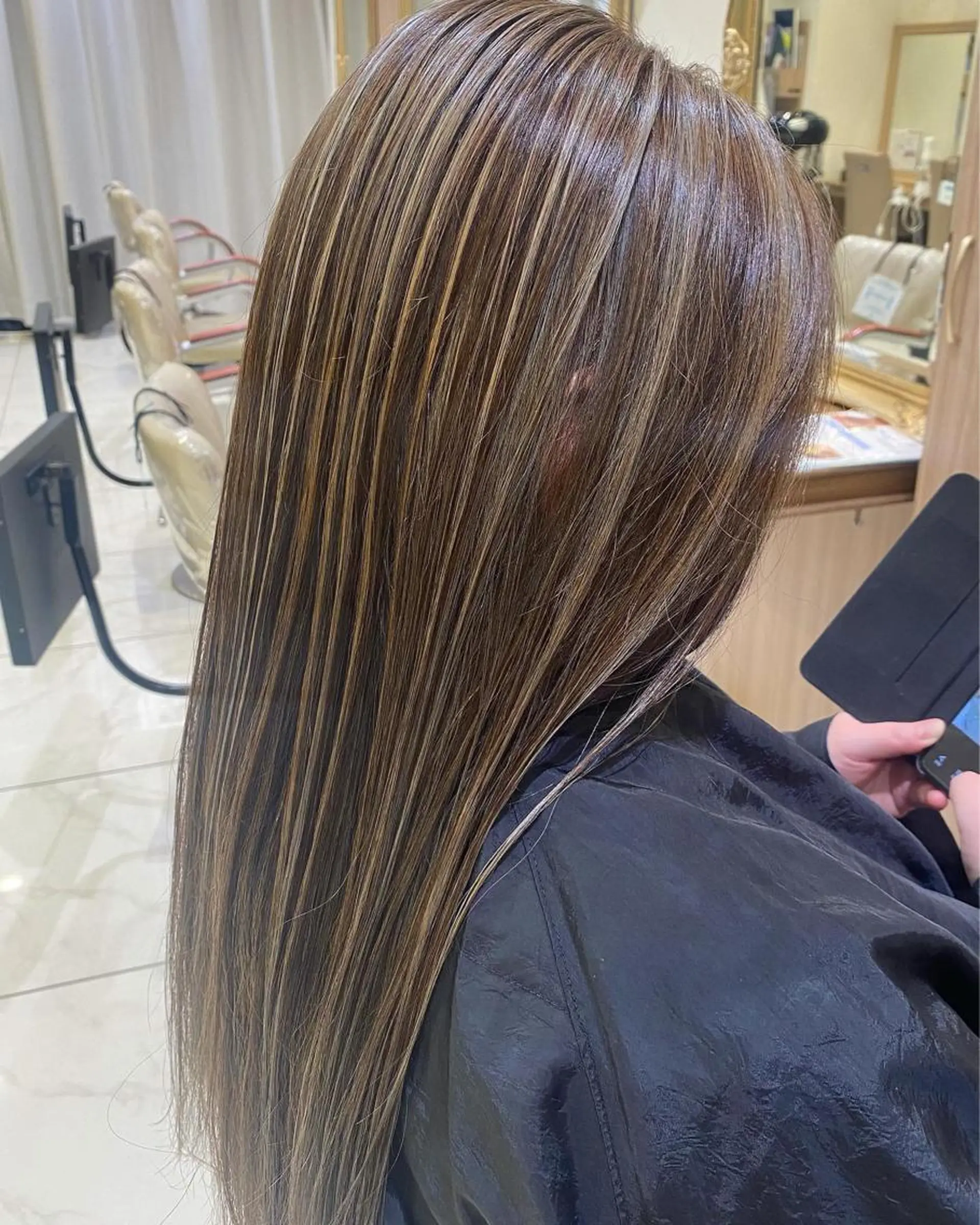 ロング カラー 古川 琴美のヘアスタイル