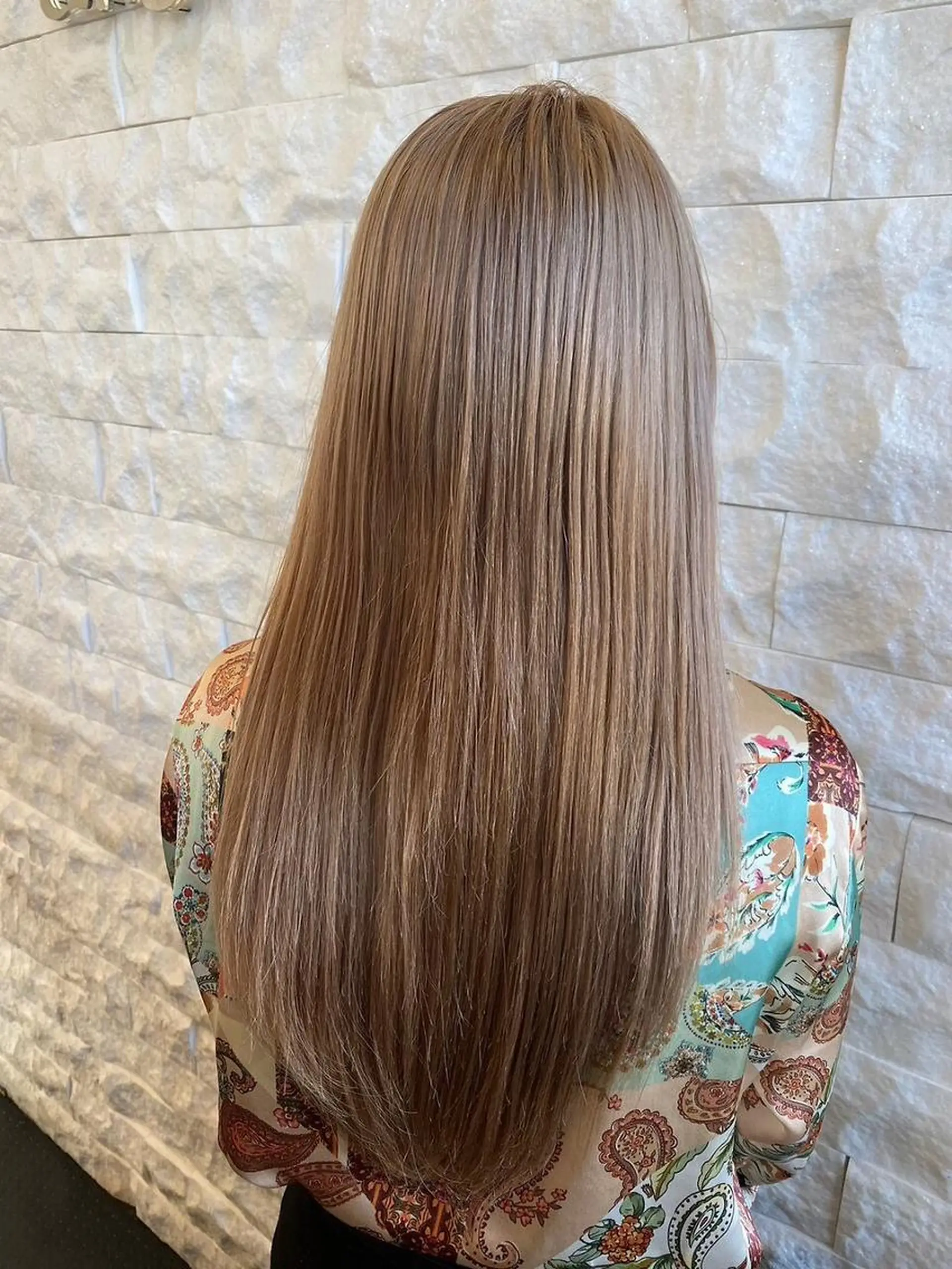 セミロング カラー 💗ルシードスタイル REVE💗のヘアスタイル