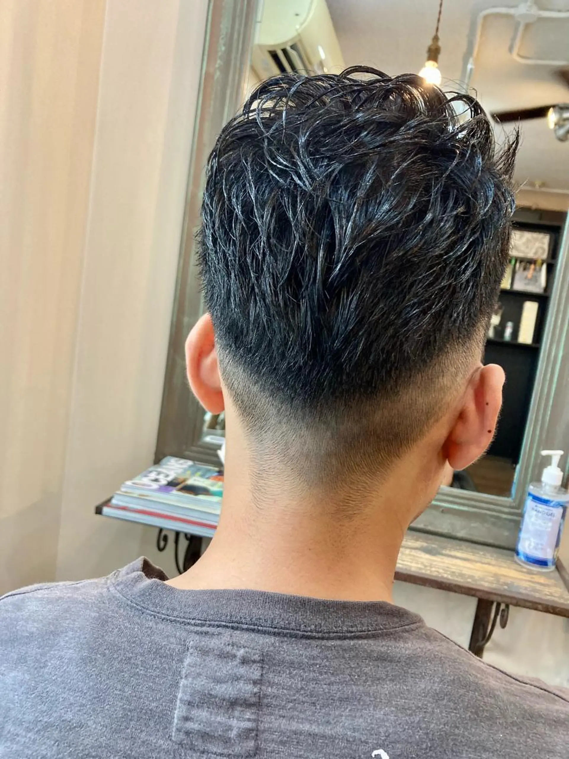 ショート メンズ フェードカット AUTHENTIC private mens hair salon所属・完全個室マンツーマン メンズサロン草野貴樹のヘアスタイル