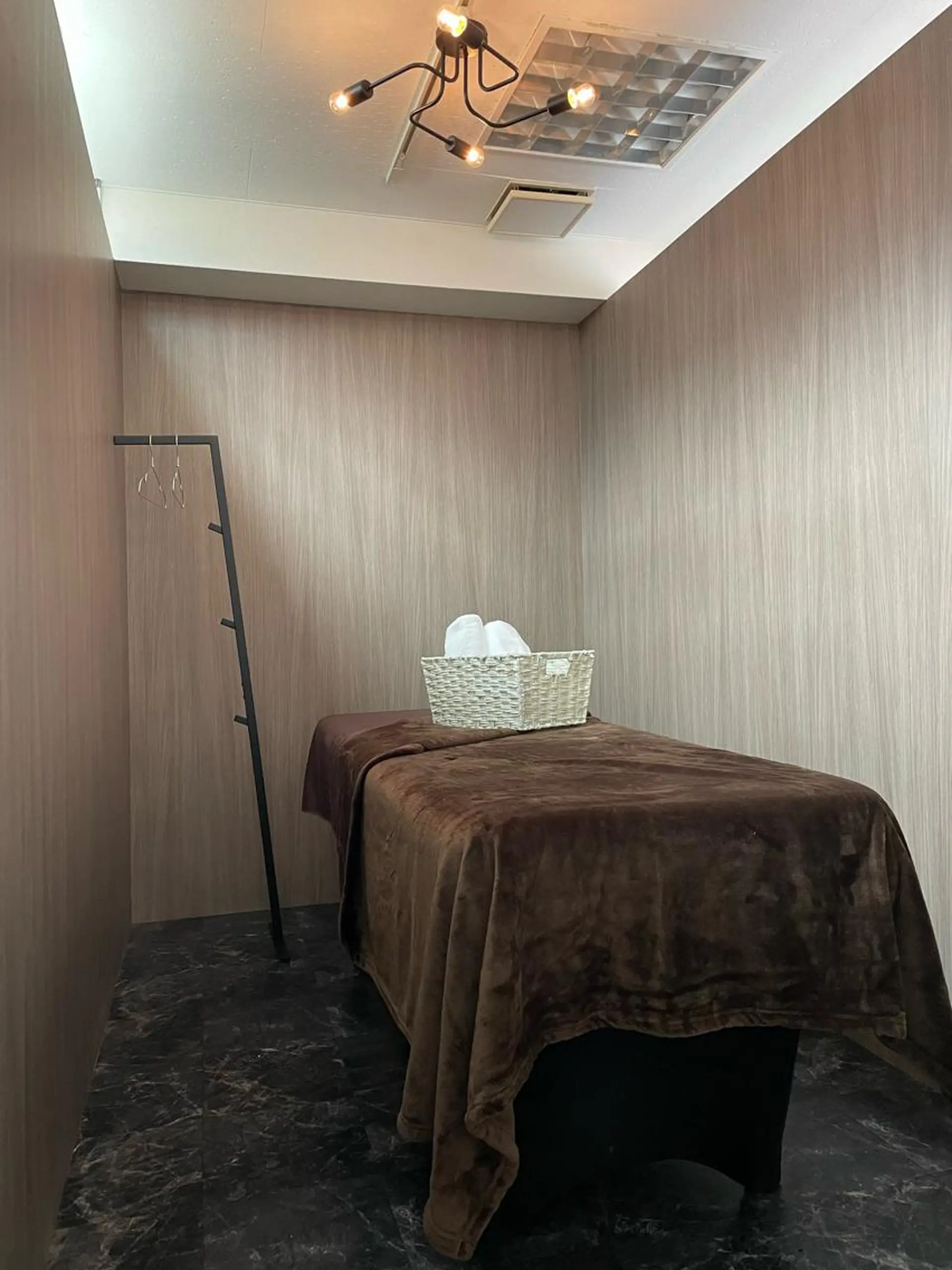 dion.kobe所属・脱毛リラグゼーション dion.kobeのエステ・リラクイメージ