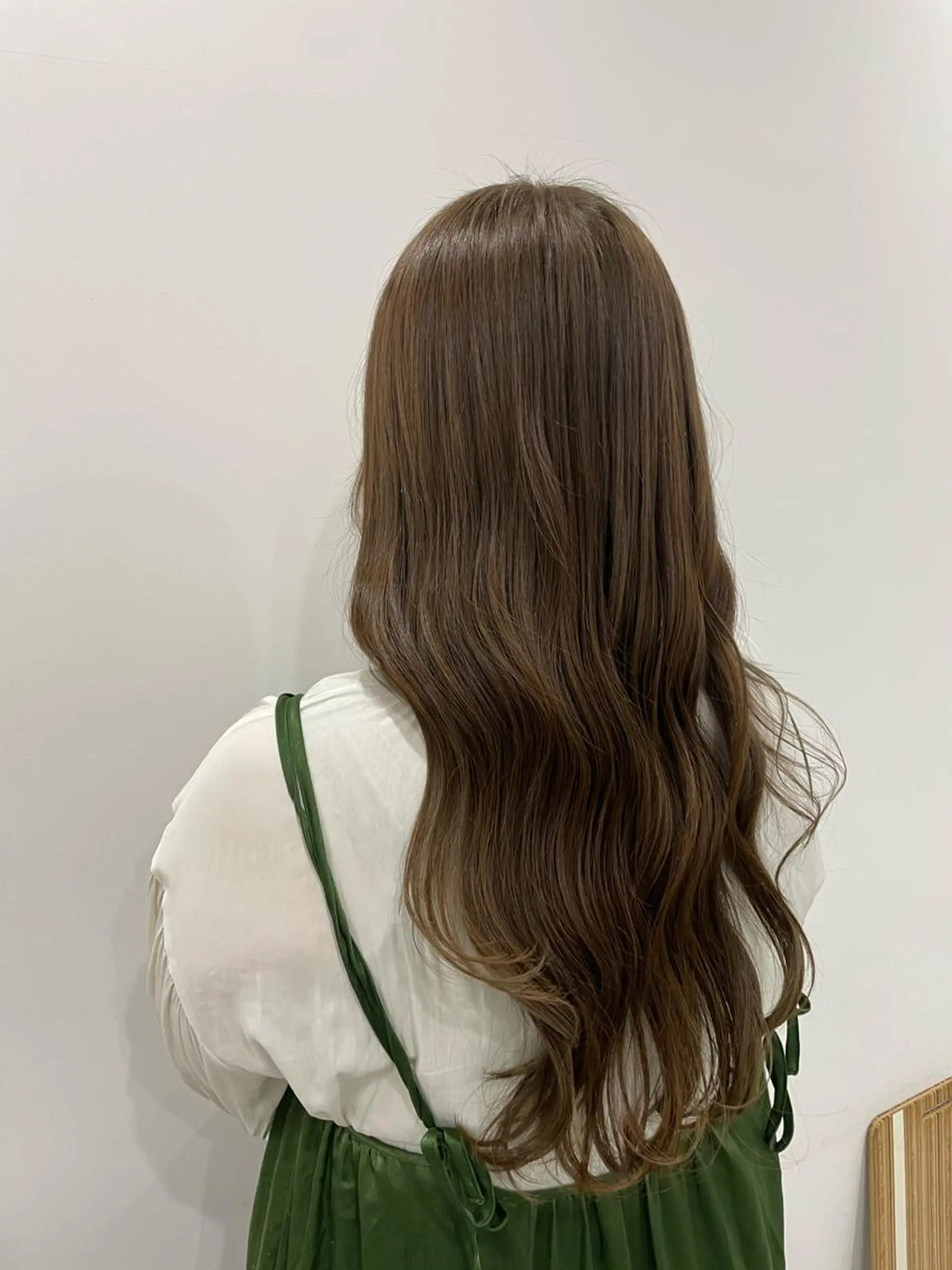 ロング カラー カット ヘアカラー トリートメント ニシザカ マナのヘアスタイル