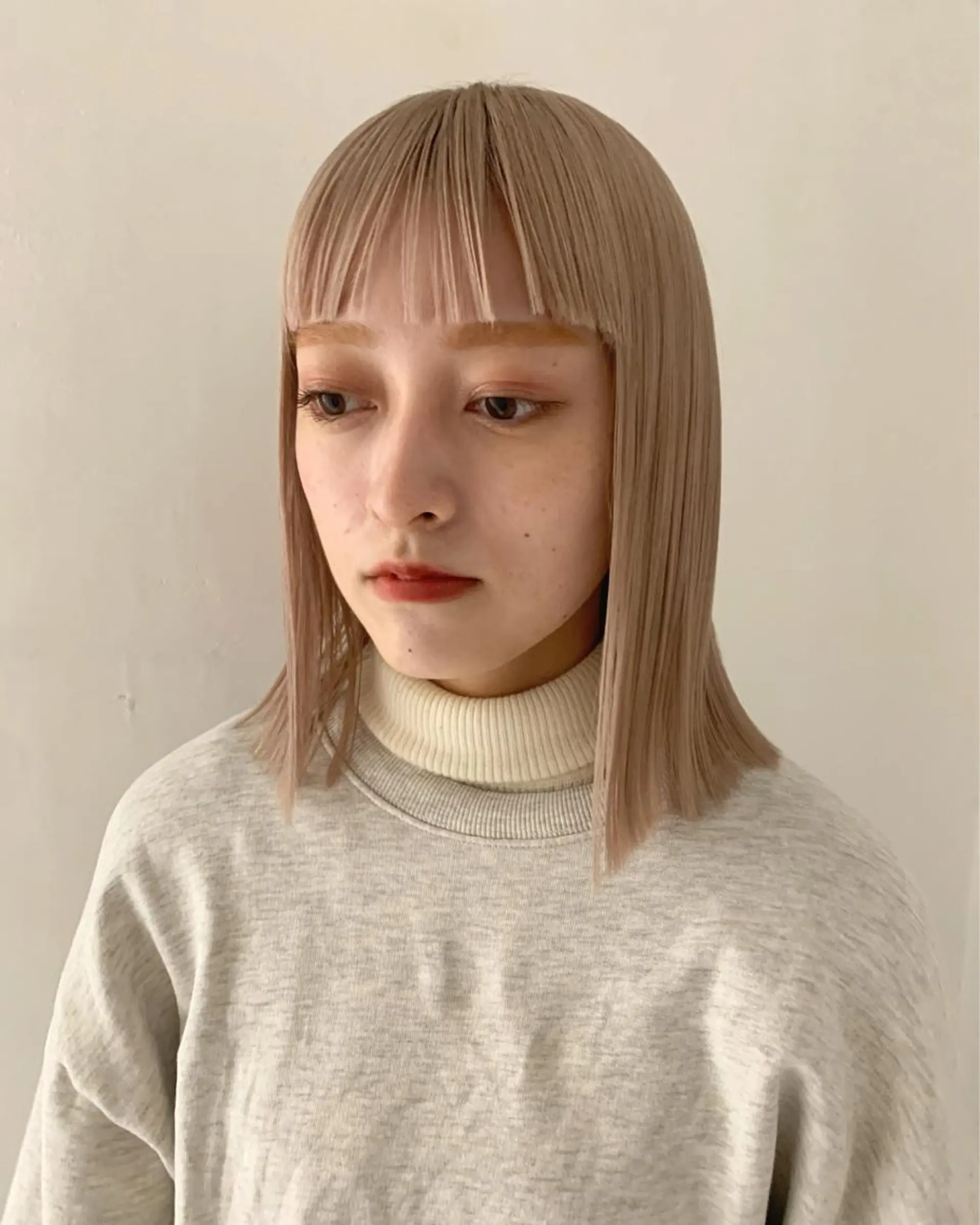 ミディアム カラー ブリーチカラーが人気 onnuのヘアスタイル